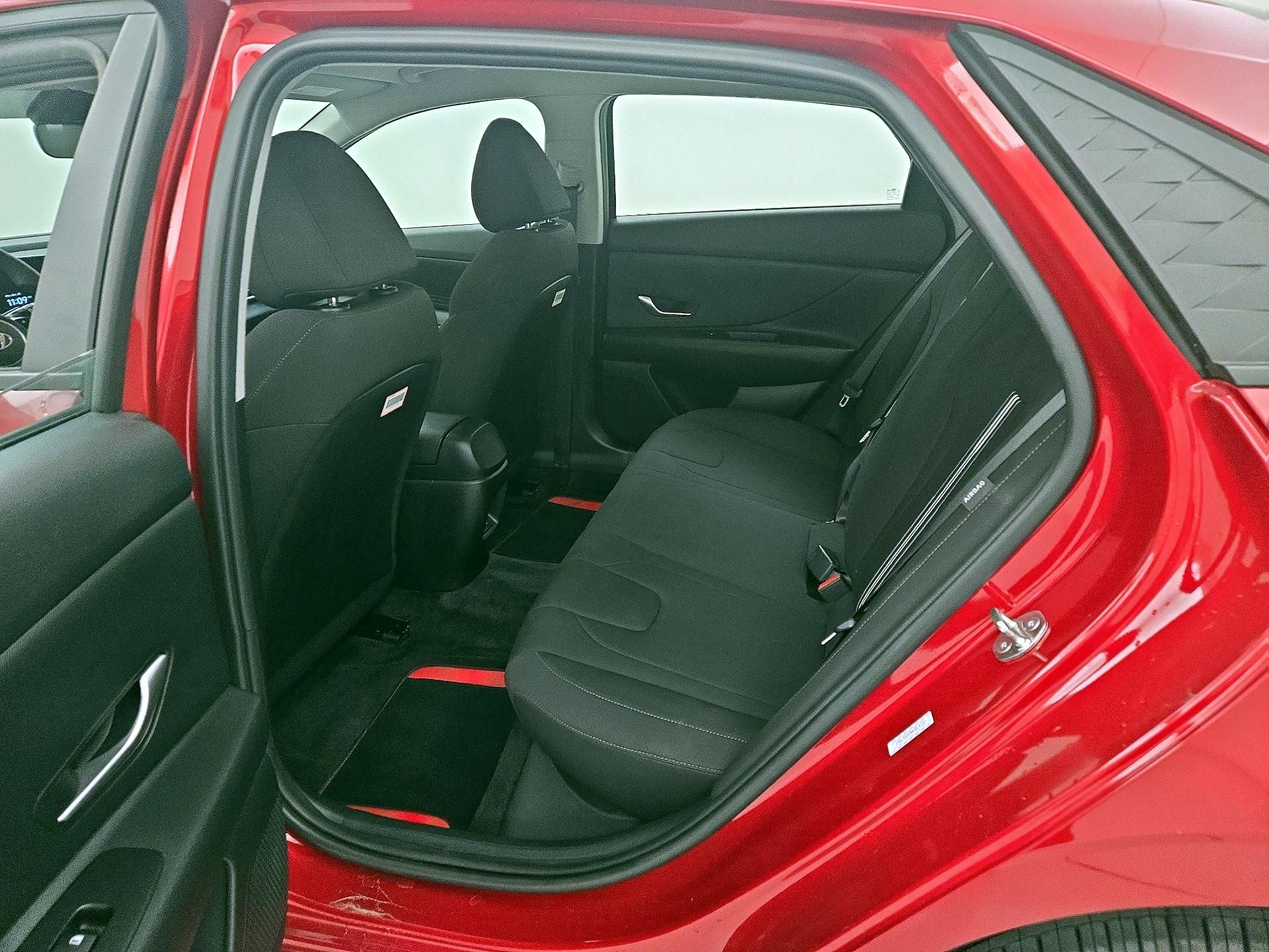 Thumbnail: 2024 Hyundai Elantra - 20