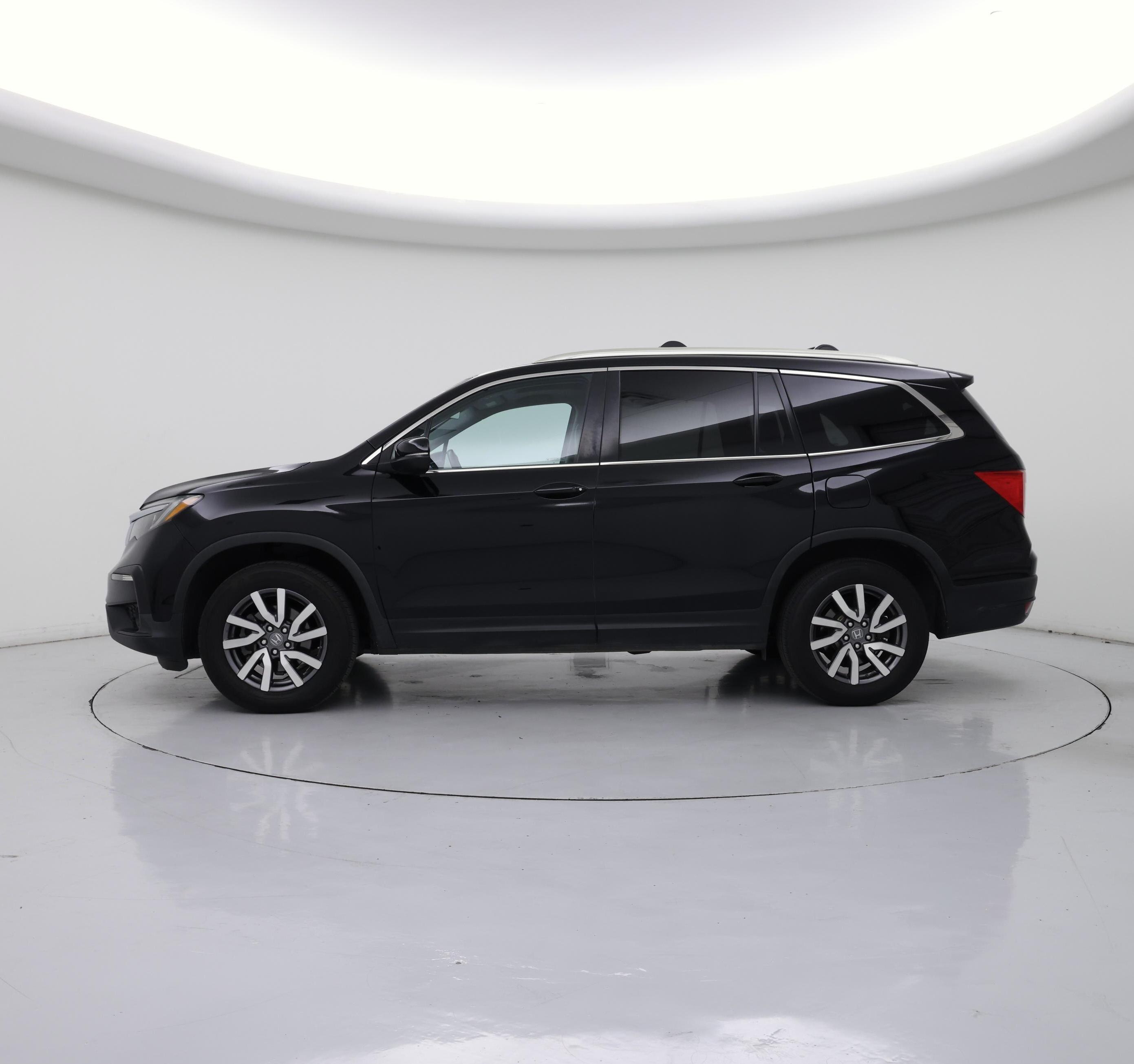 Thumbnail: 2021 Honda Pilot - 3