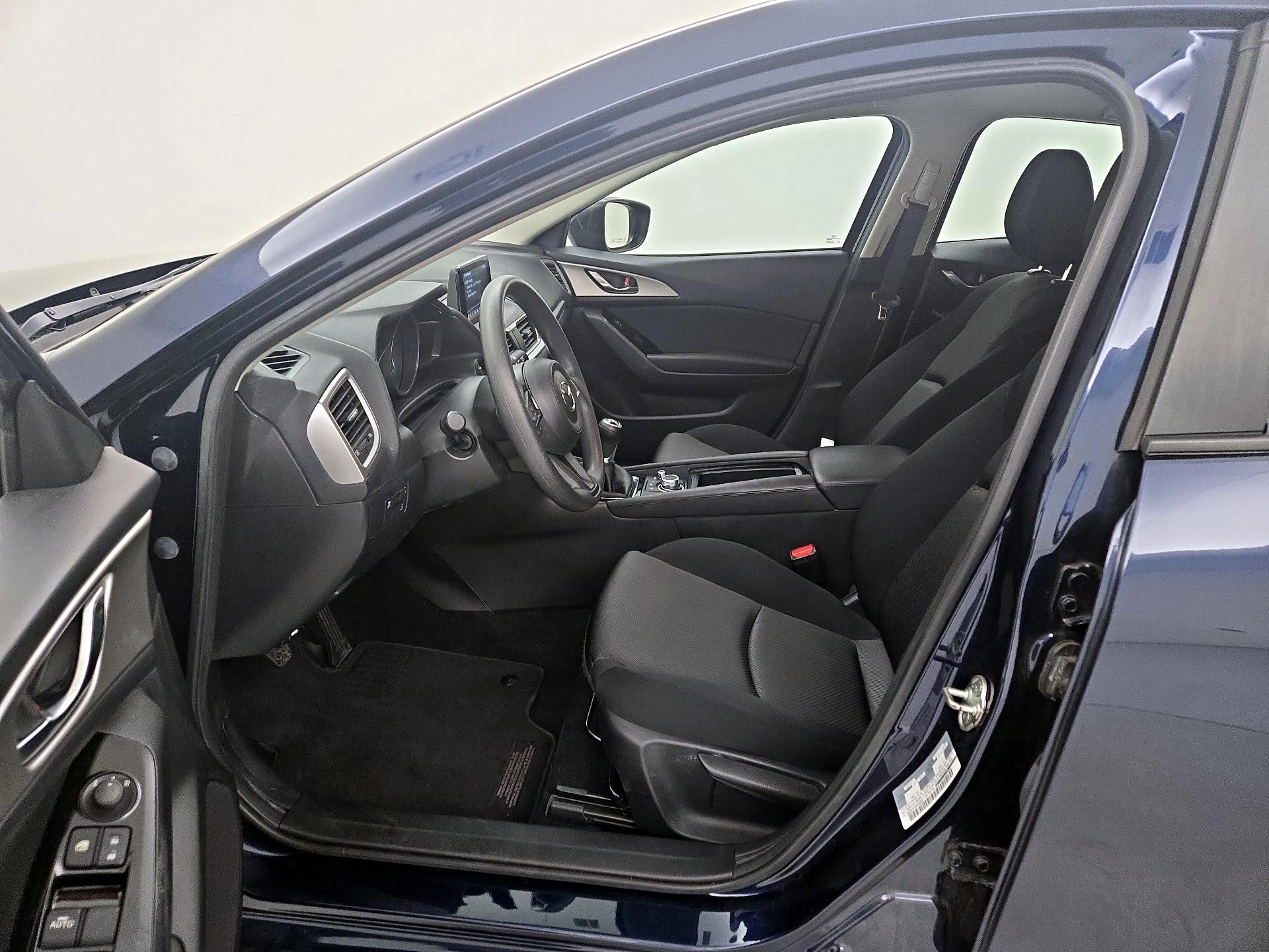 Thumbnail: 2017 Mazda Mazda3 - 11