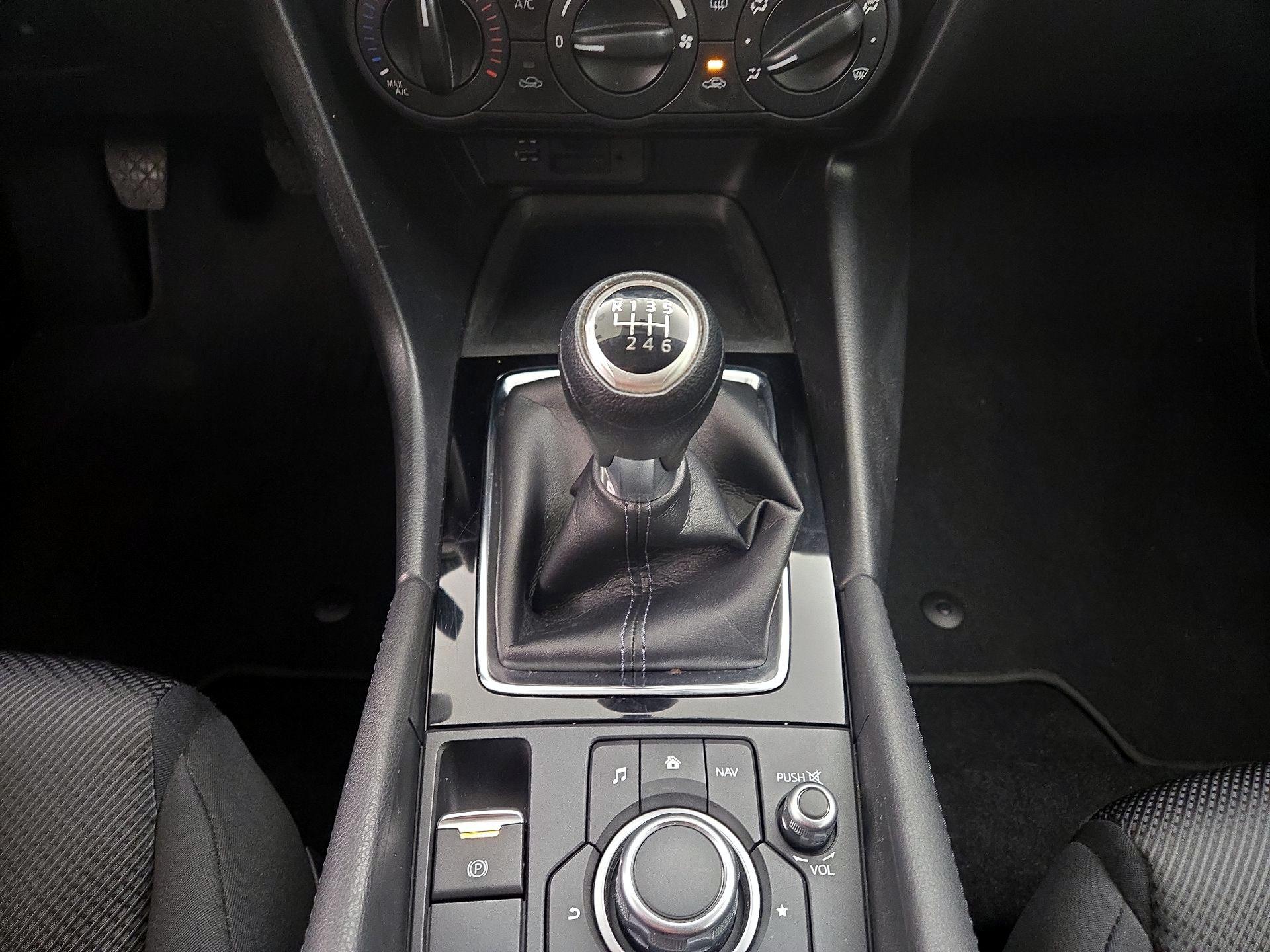 Thumbnail: 2017 Mazda Mazda3 - 16