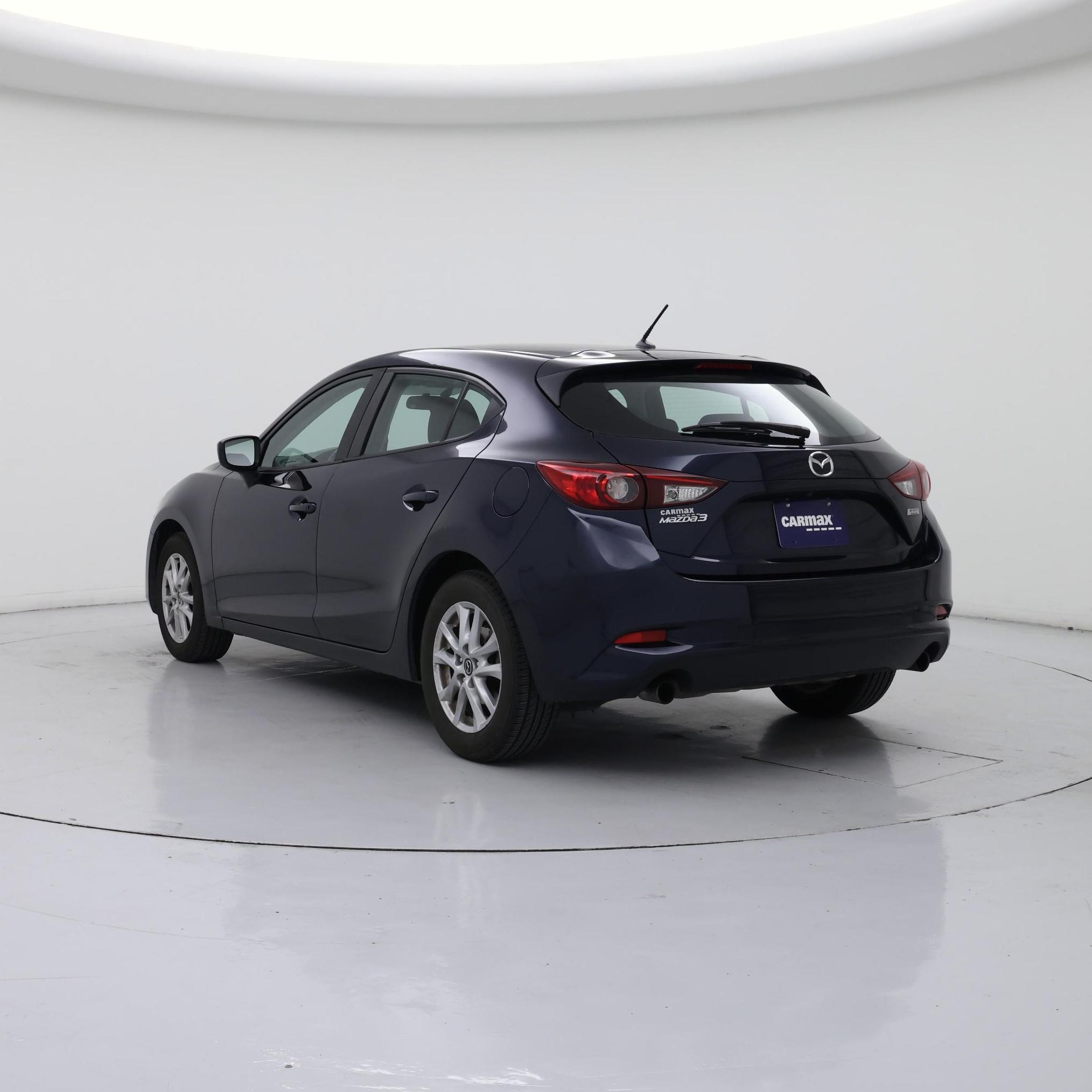 Thumbnail: 2017 Mazda Mazda3 - 2