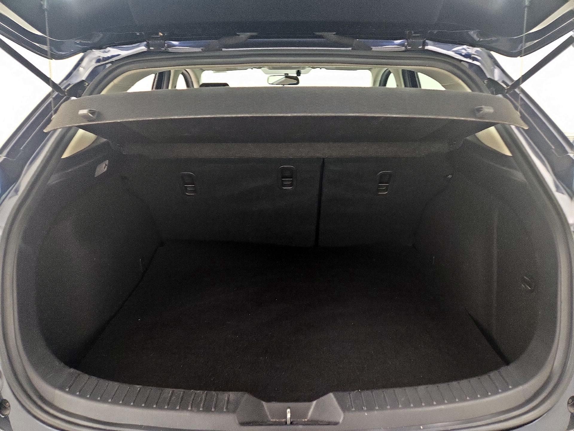 Thumbnail: 2017 Mazda Mazda3 - 19