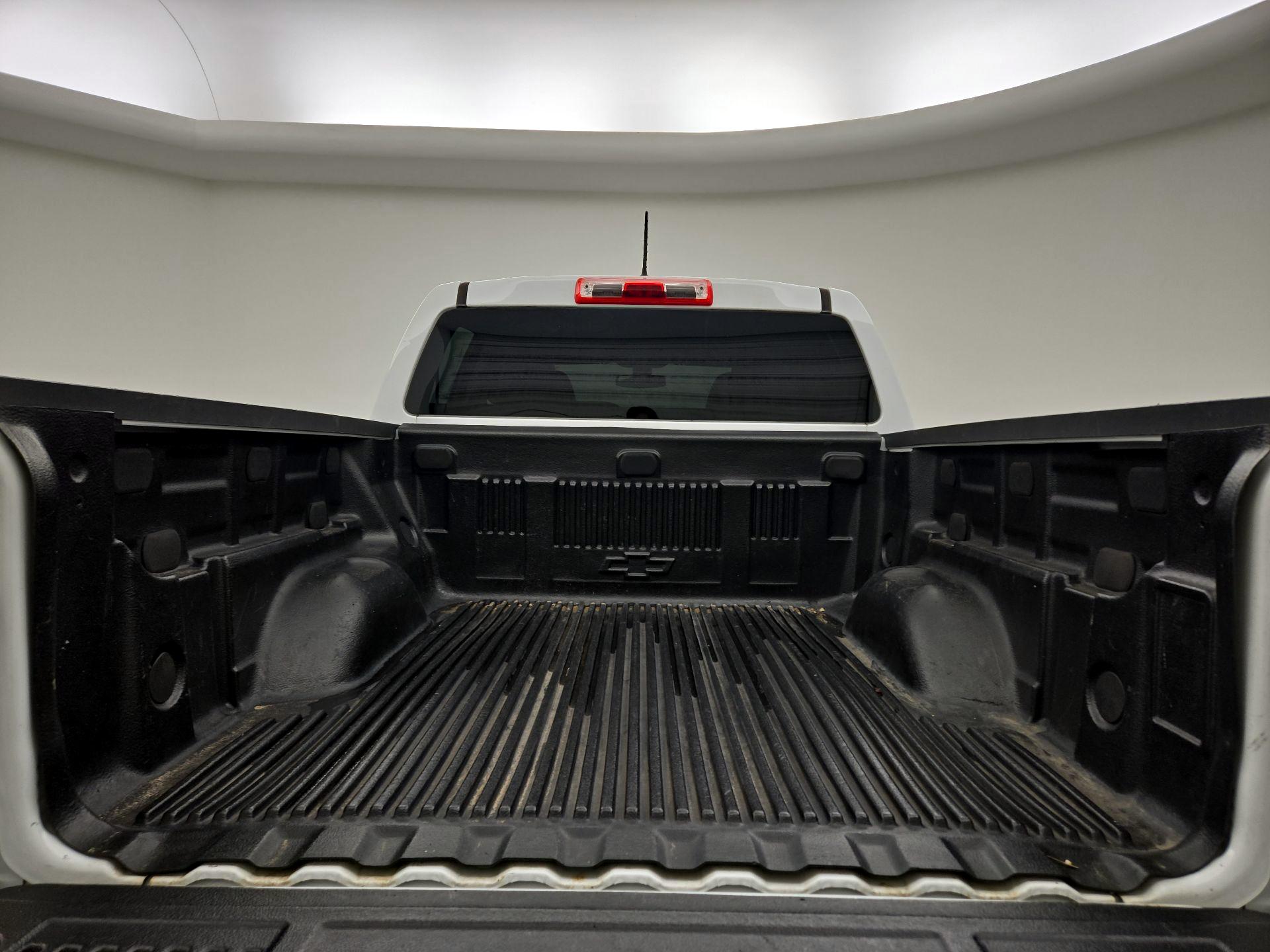 Thumbnail: 2018 Chevrolet Colorado - 20