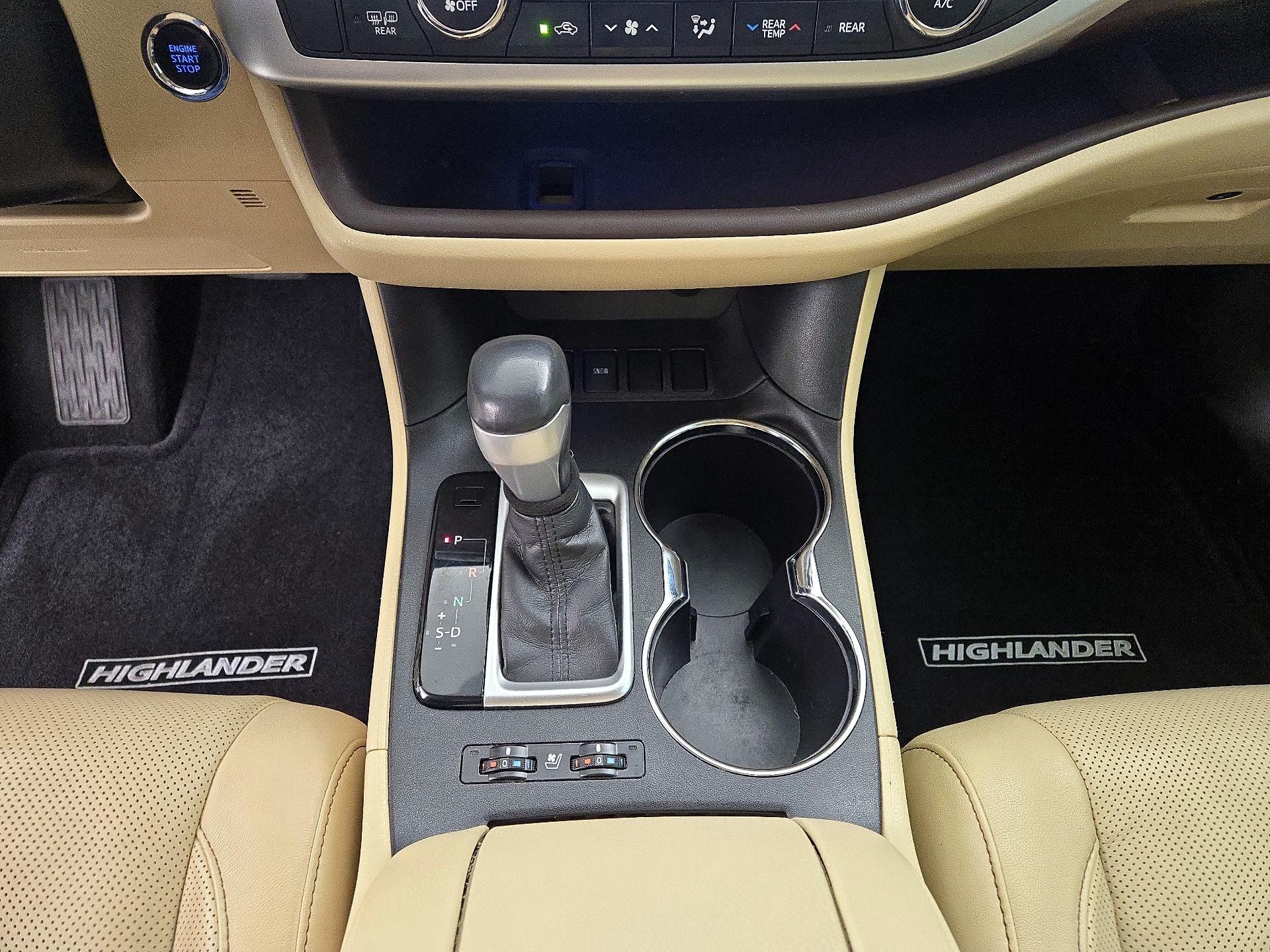 Thumbnail: 2015 Toyota Highlander - 18