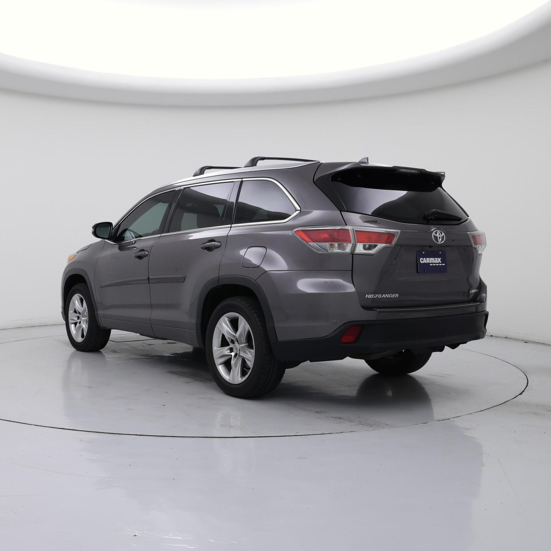 Thumbnail: 2015 Toyota Highlander - 2