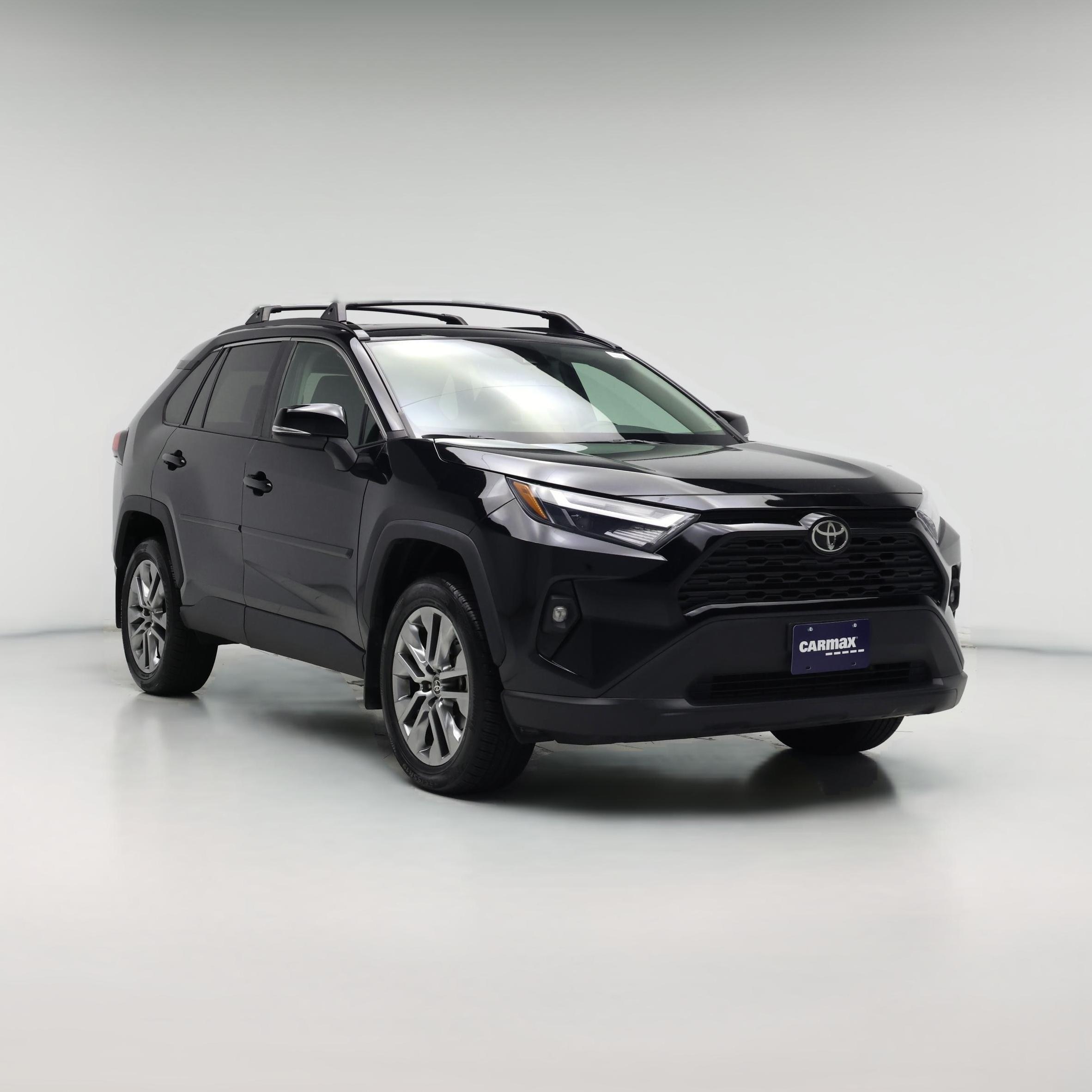 Thumbnail: 2022 Toyota RAV4 - 1