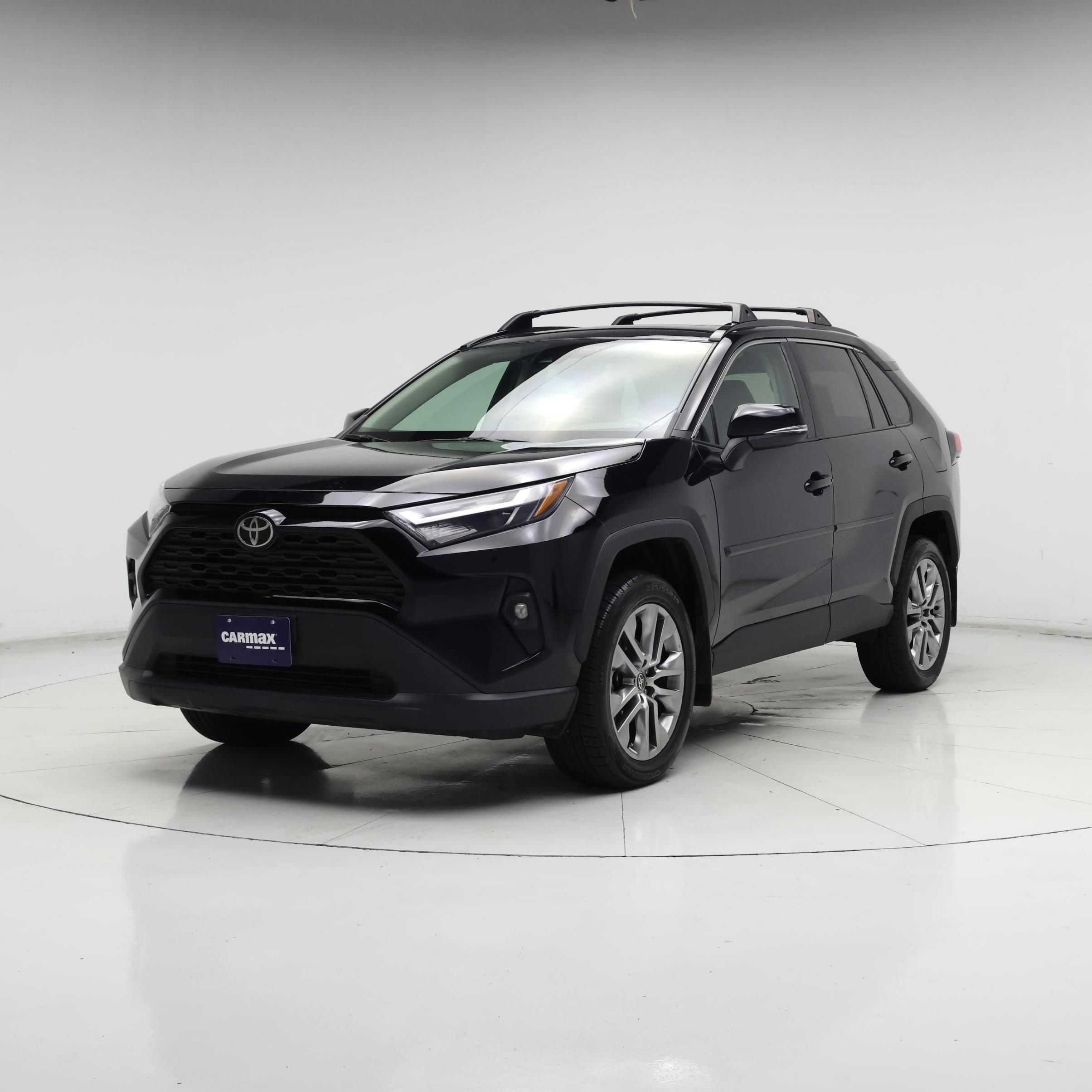Thumbnail: 2022 Toyota RAV4 - 4