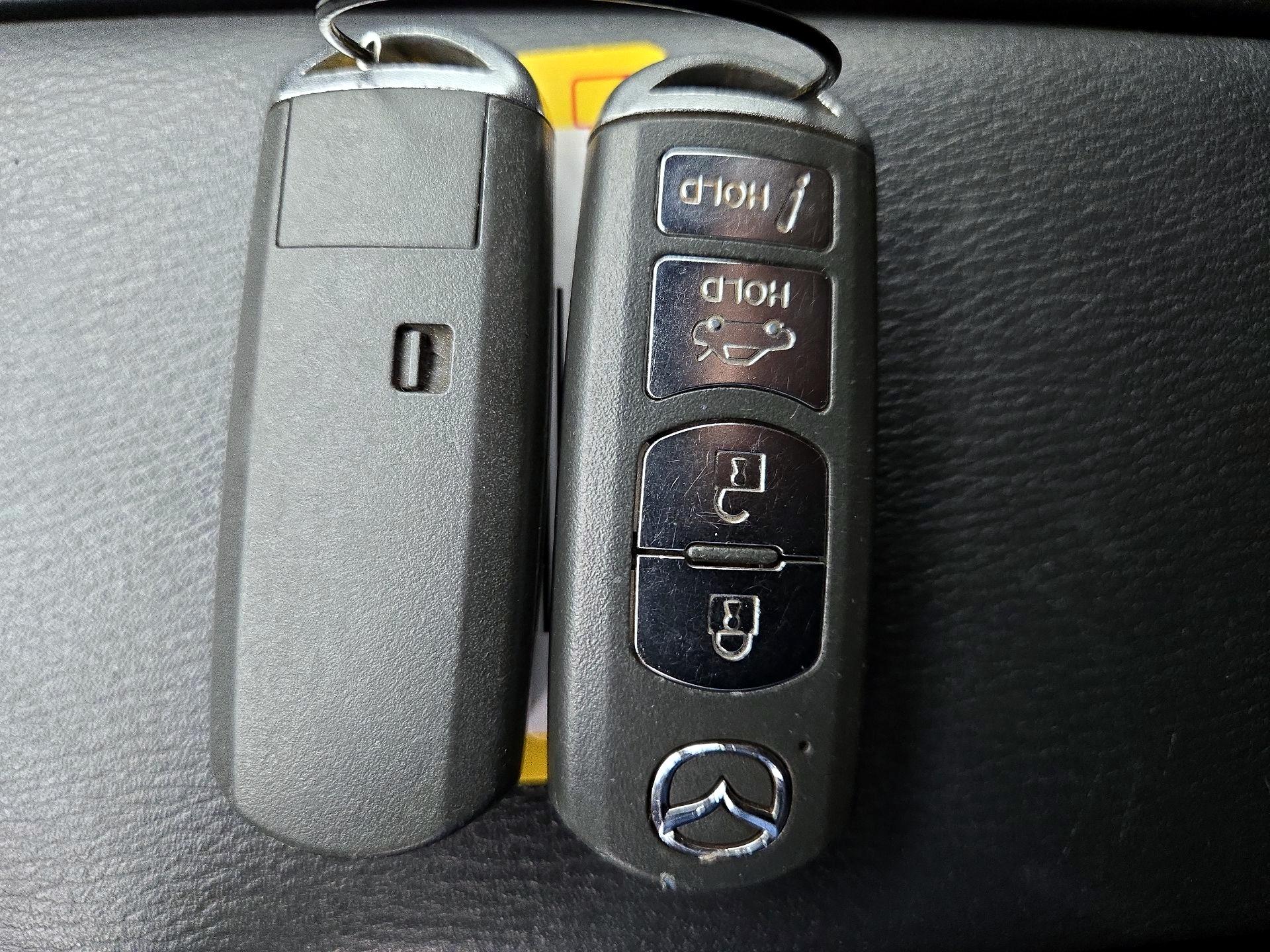 Thumbnail: 2016 Mazda MX-5 Miata - 20