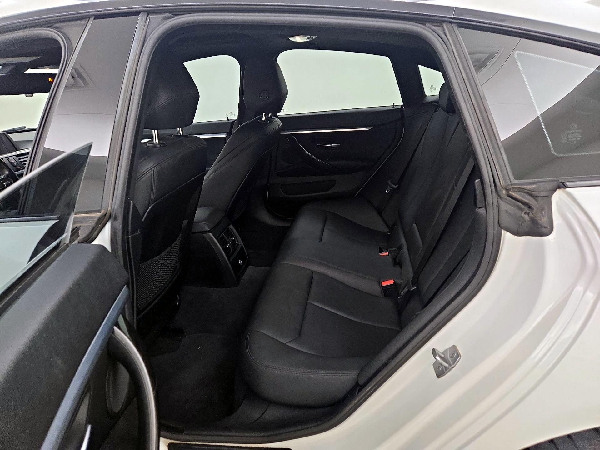 Thumbnail: 2016 BMW 4 Series - 20