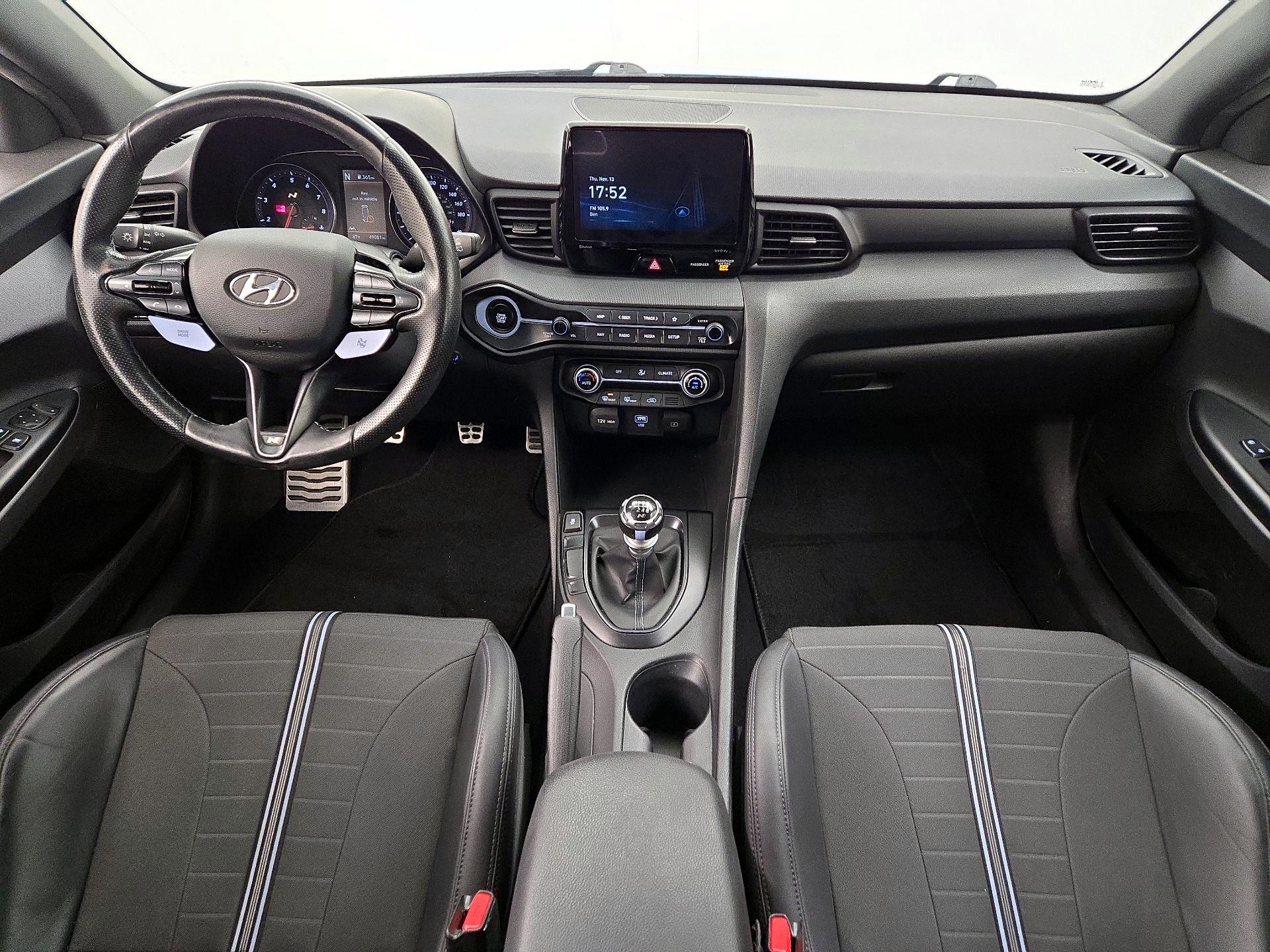 Thumbnail: 2022 Hyundai Veloster - 9