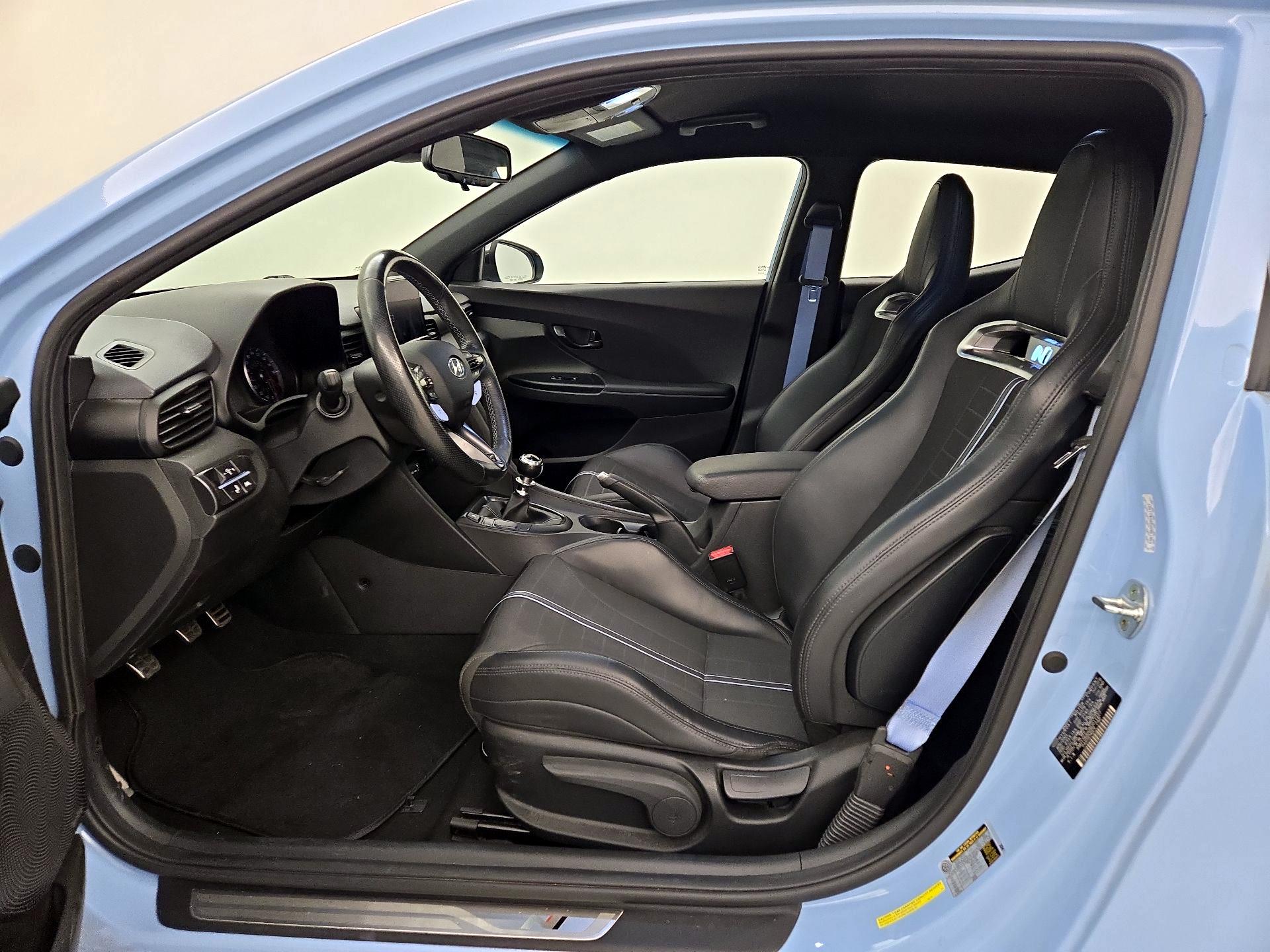 Thumbnail: 2022 Hyundai Veloster - 11