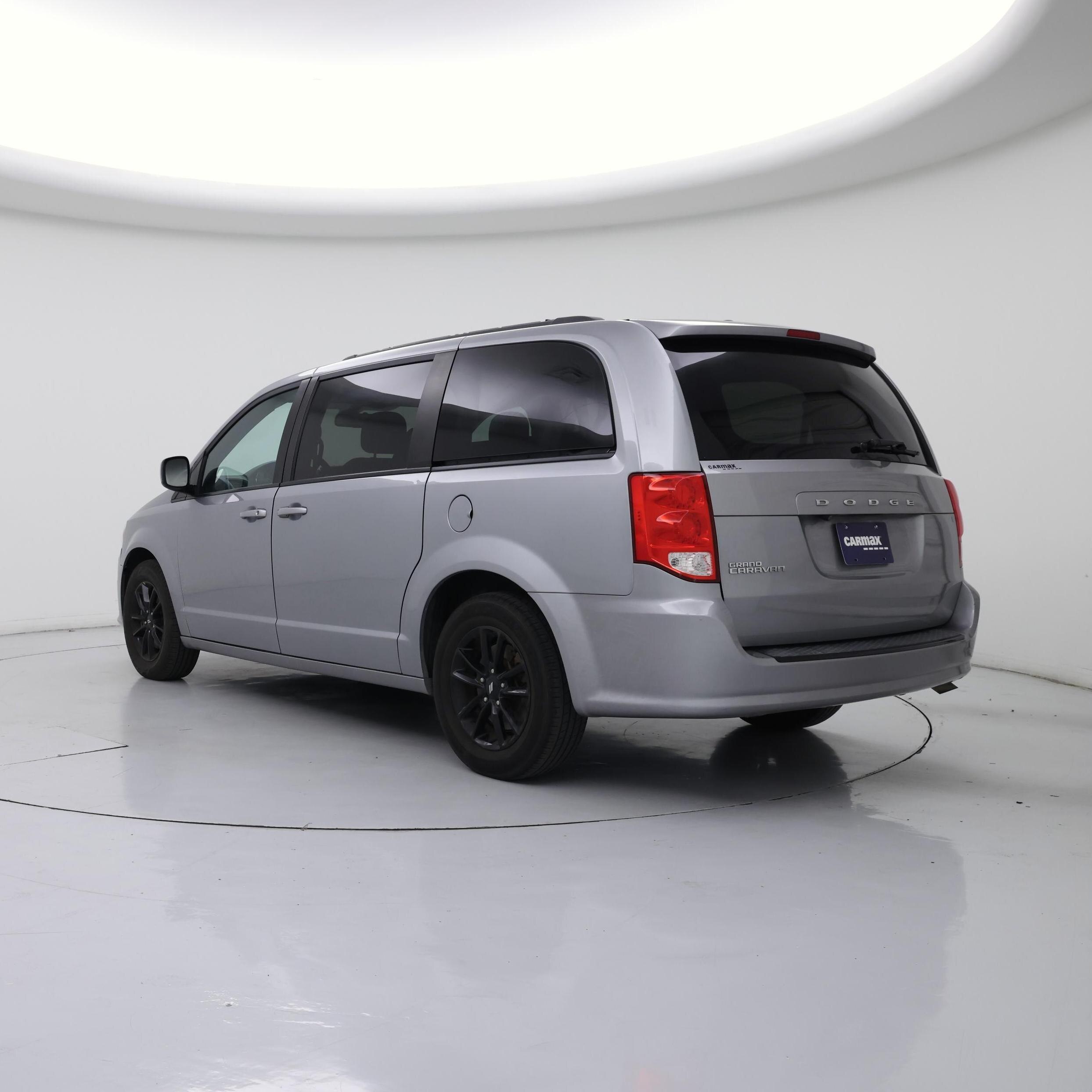 Thumbnail: 2019 Dodge Grand Caravan - 2