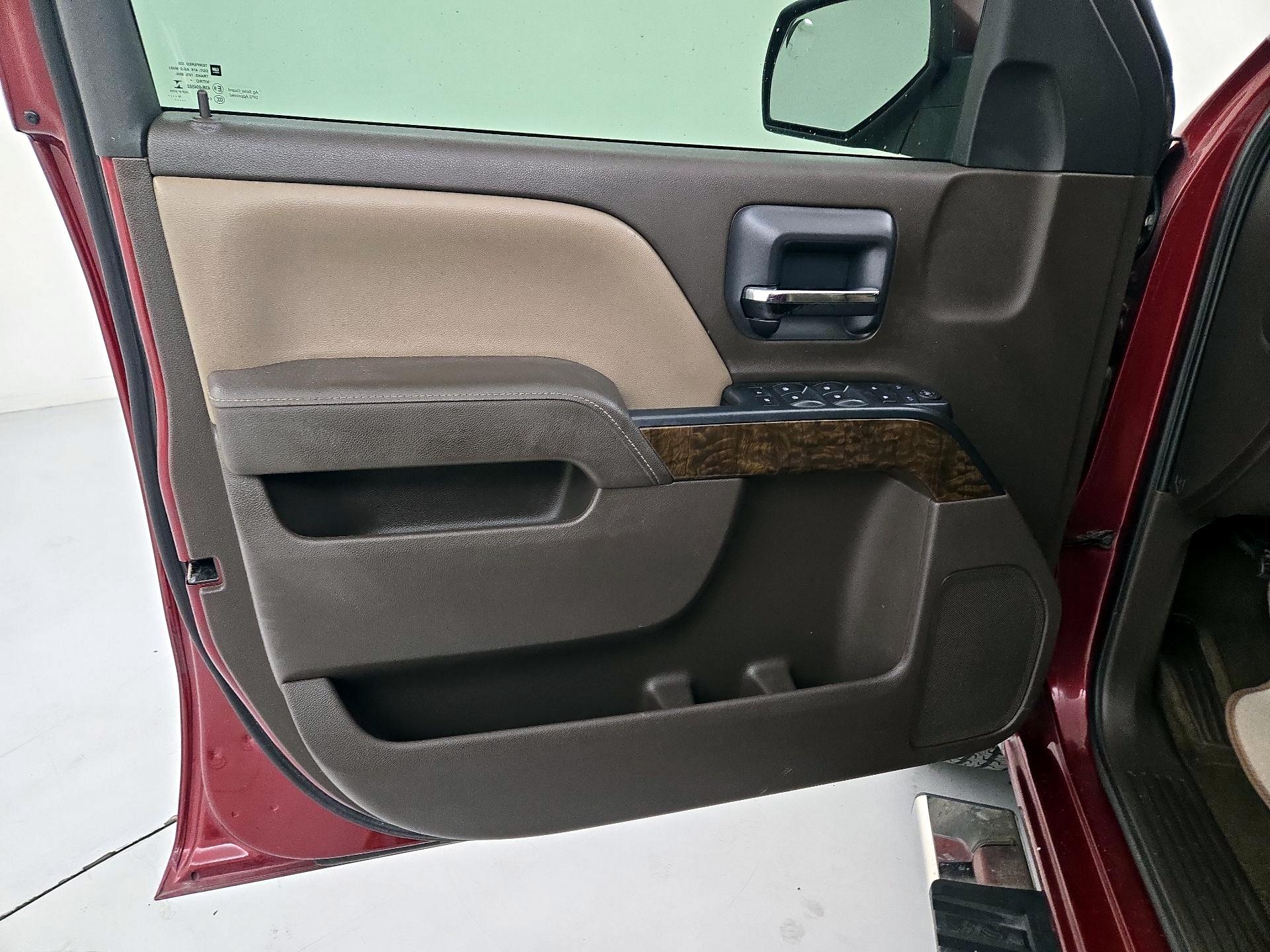 Thumbnail: 2015 Chevrolet Silverado 1500 - 12