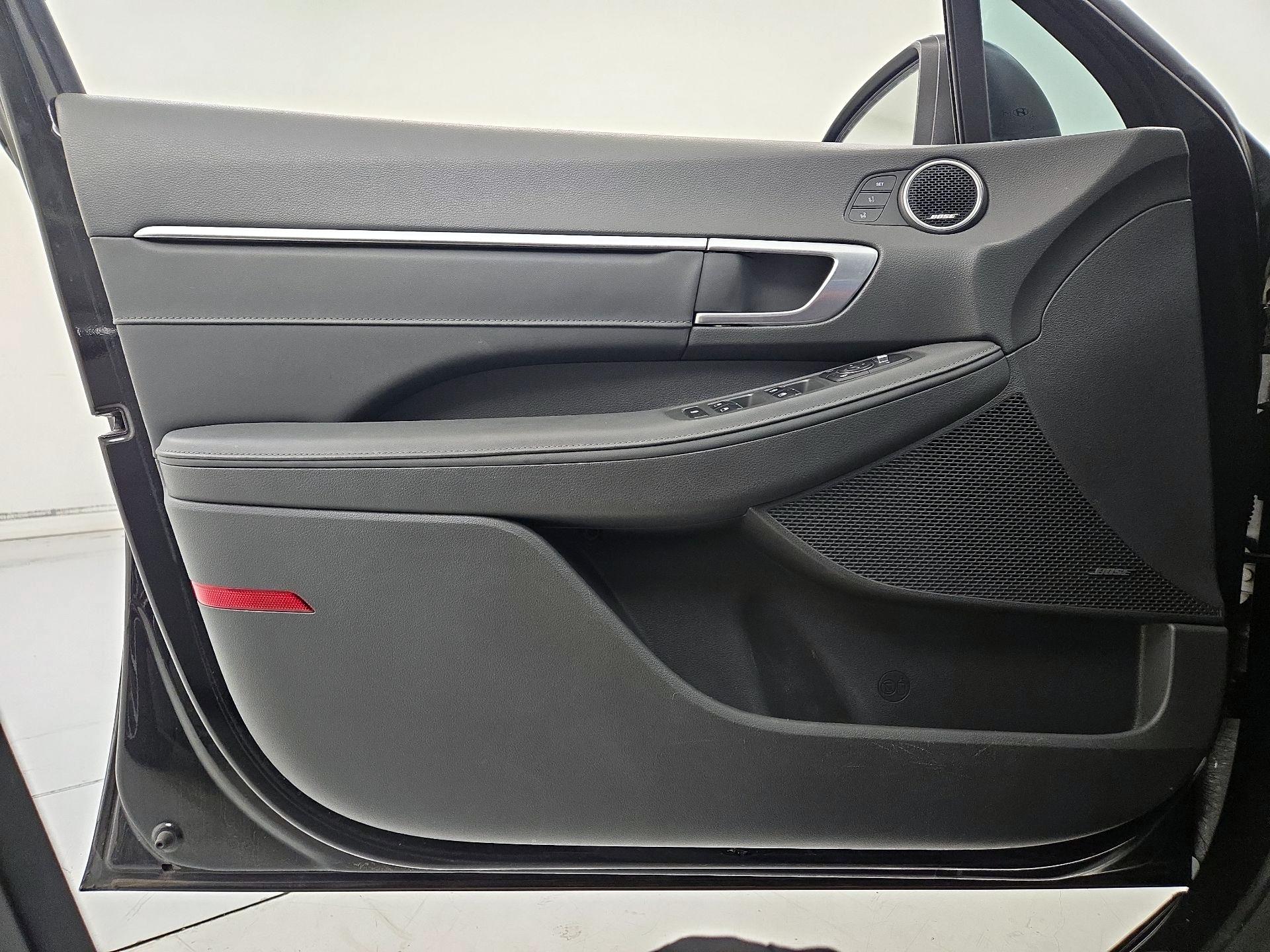 Thumbnail: 2020 Hyundai Sonata - 12