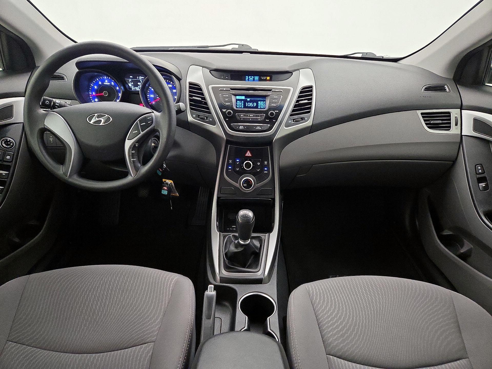 Thumbnail: 2015 Hyundai Elantra - 9