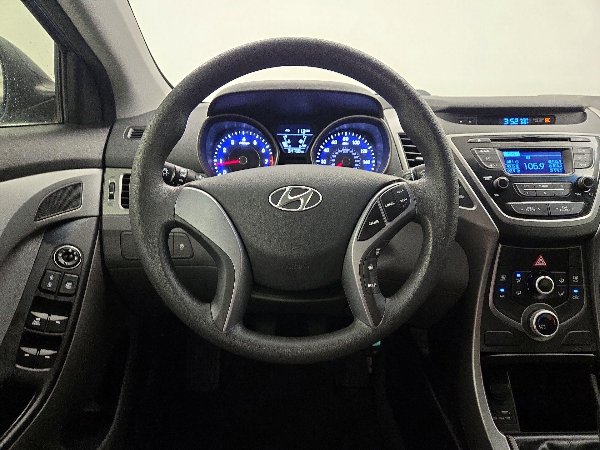 Thumbnail: 2015 Hyundai Elantra - 10