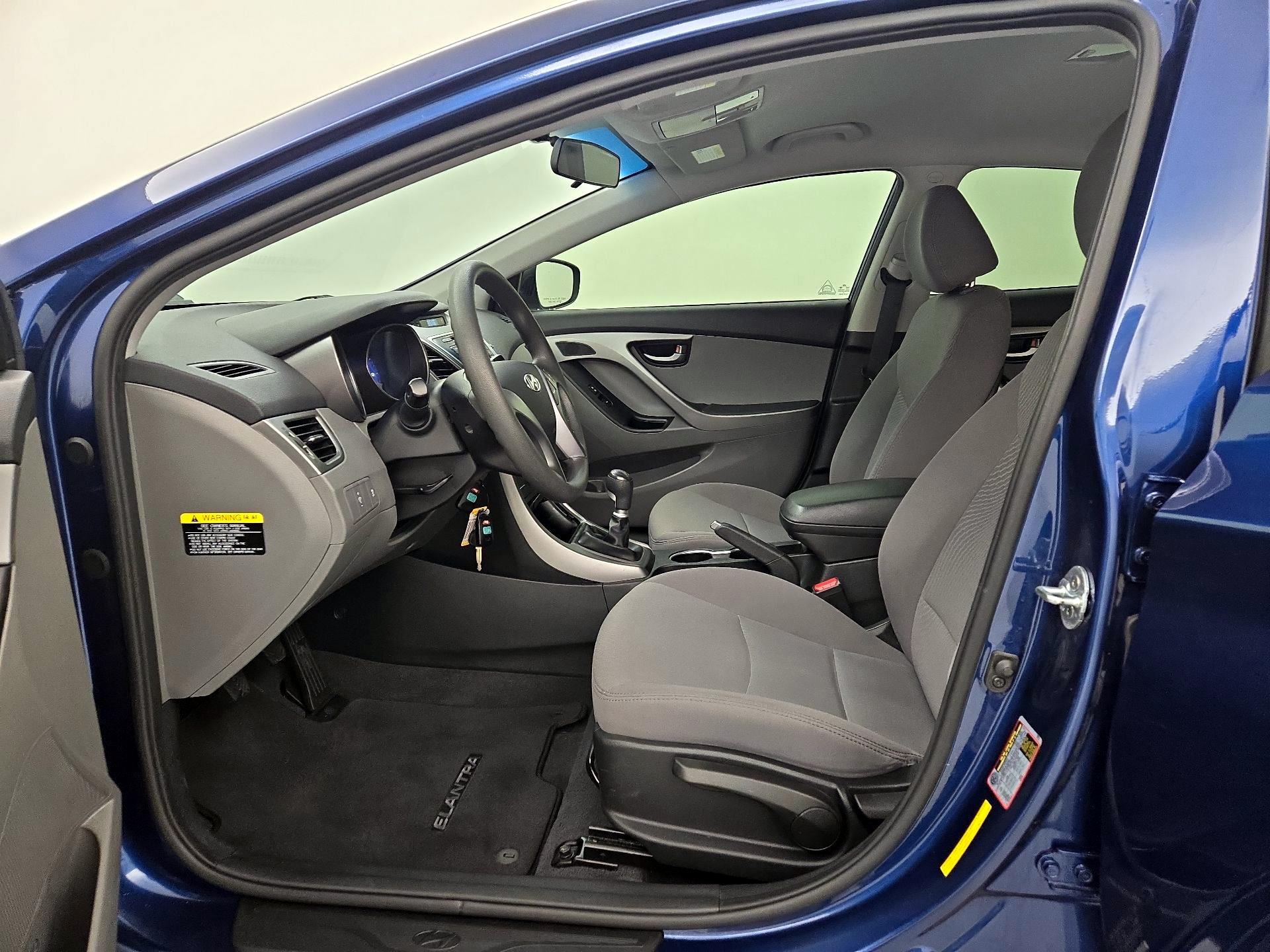 Thumbnail: 2015 Hyundai Elantra - 11