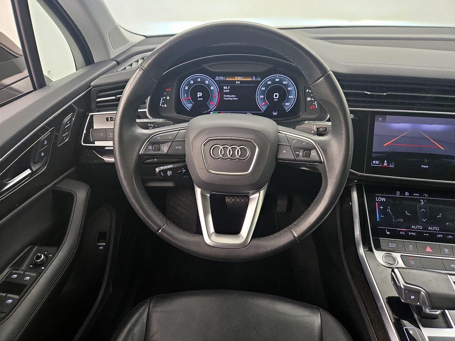 Thumbnail: 2023 Audi Q7 - 10