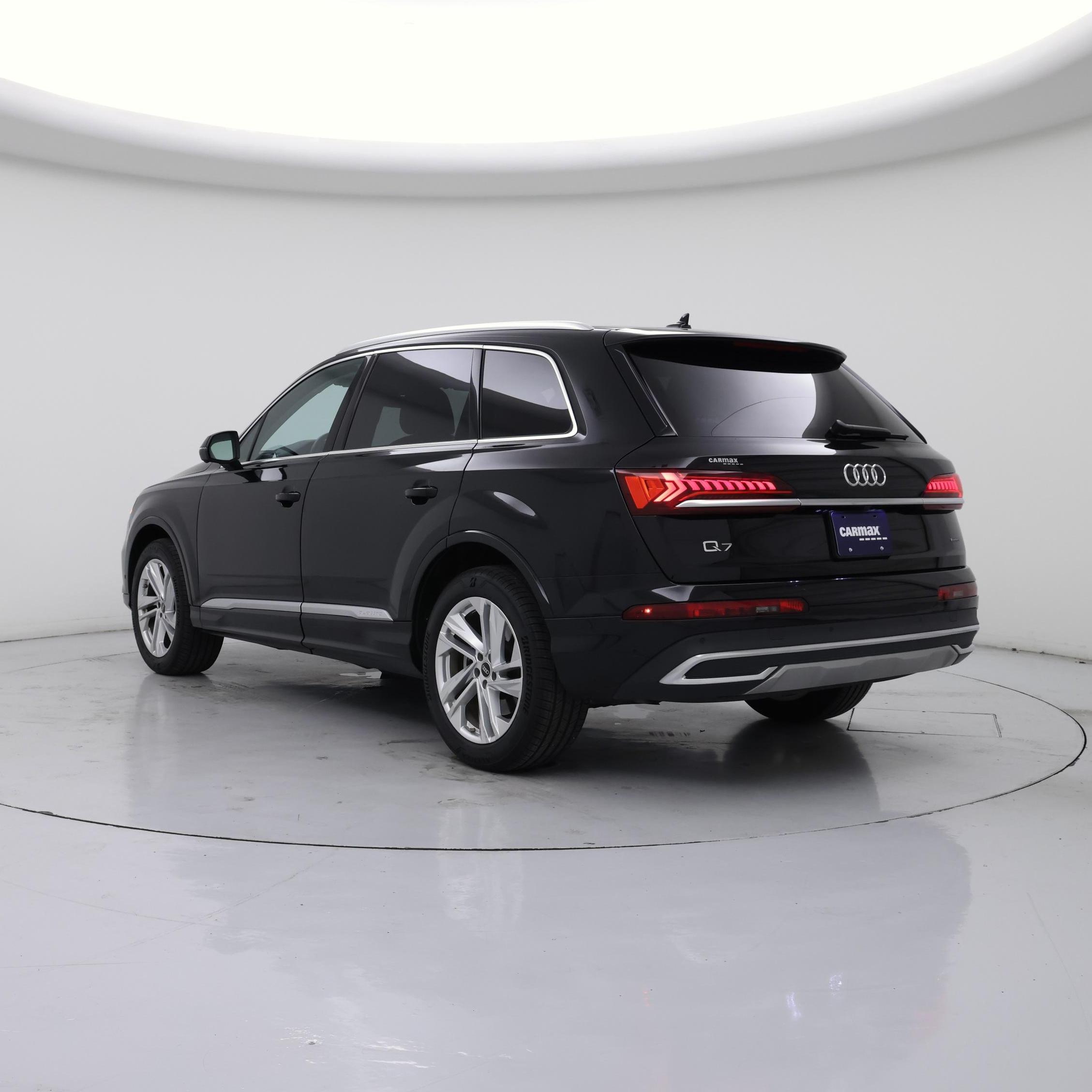 Thumbnail: 2023 Audi Q7 - 2