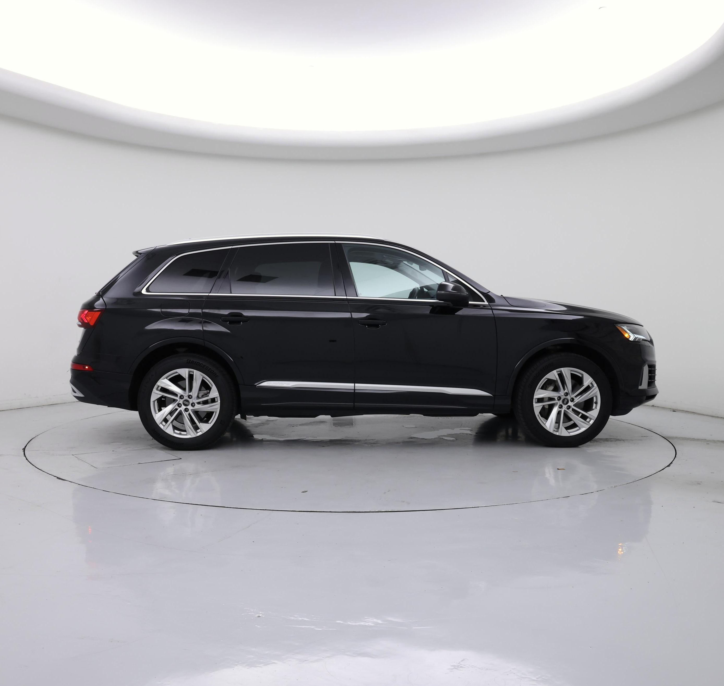 Thumbnail: 2023 Audi Q7 - 7