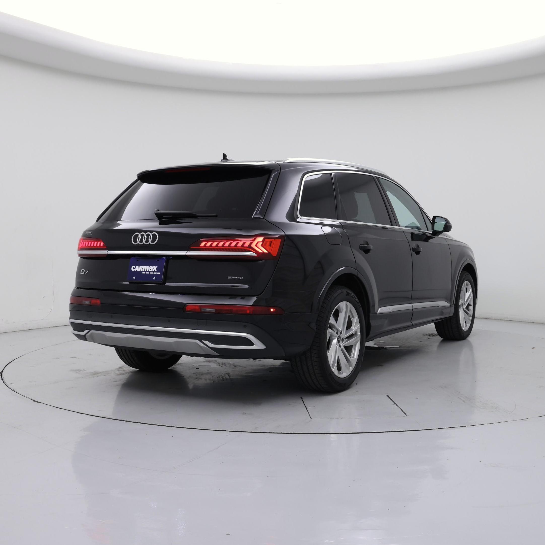 Thumbnail: 2023 Audi Q7 - 8