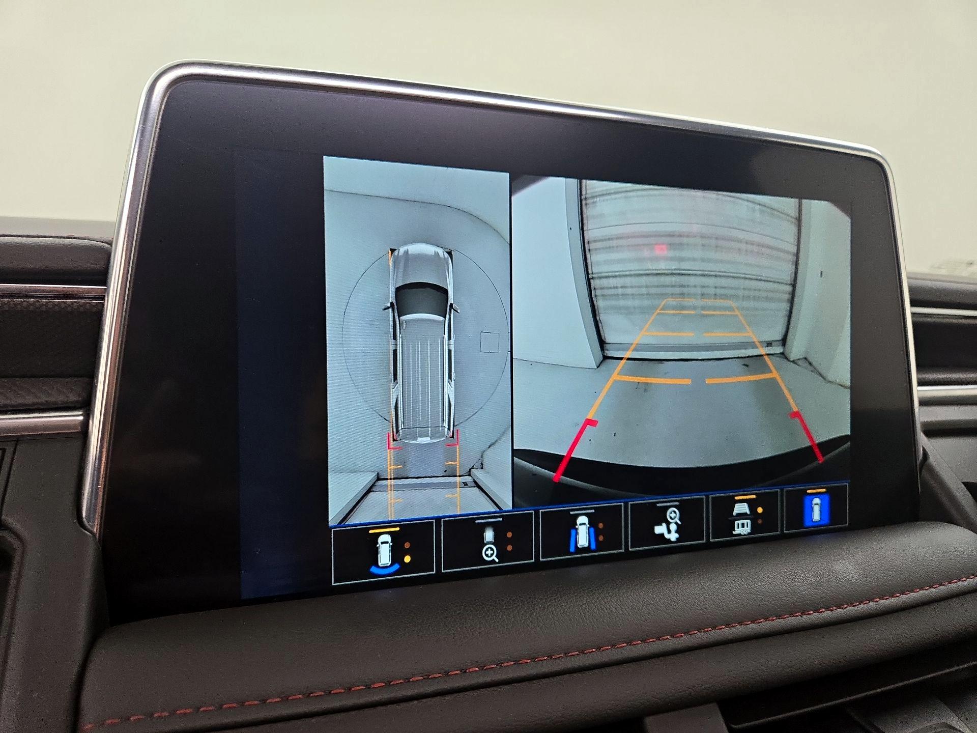 Thumbnail: 2023 Chevrolet Tahoe - 15