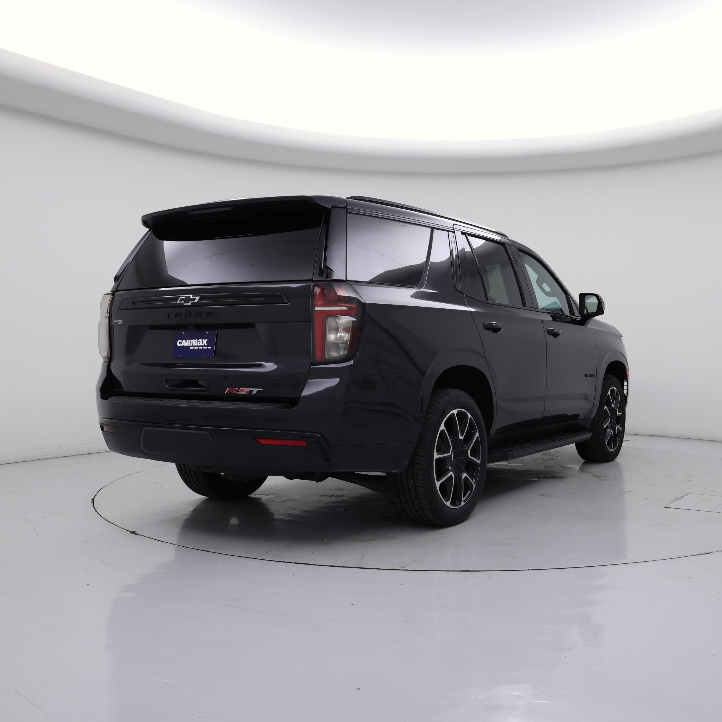 Thumbnail: 2023 Chevrolet Tahoe - 8