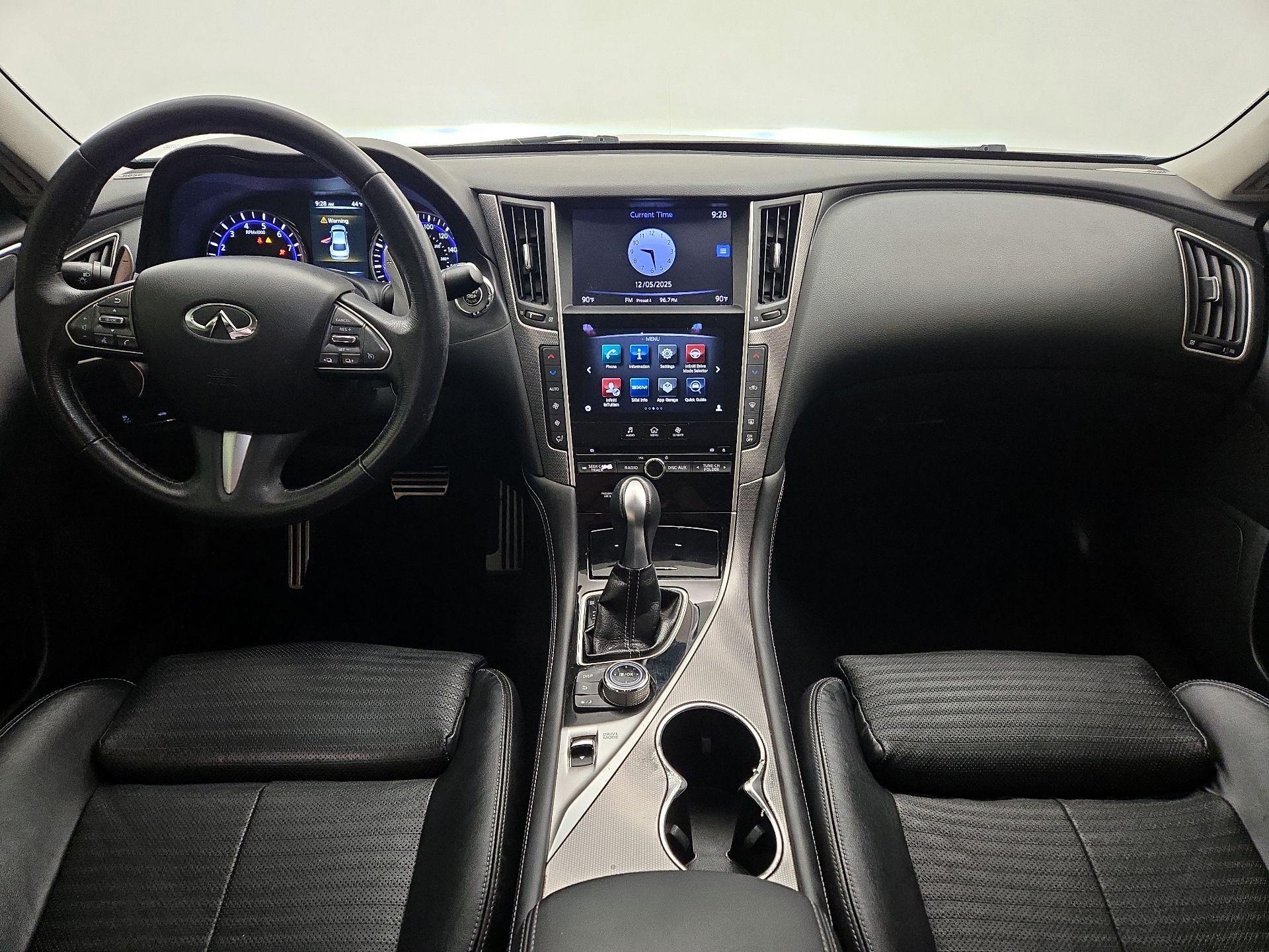 Thumbnail: 2016 INFINITI Q50 - 9