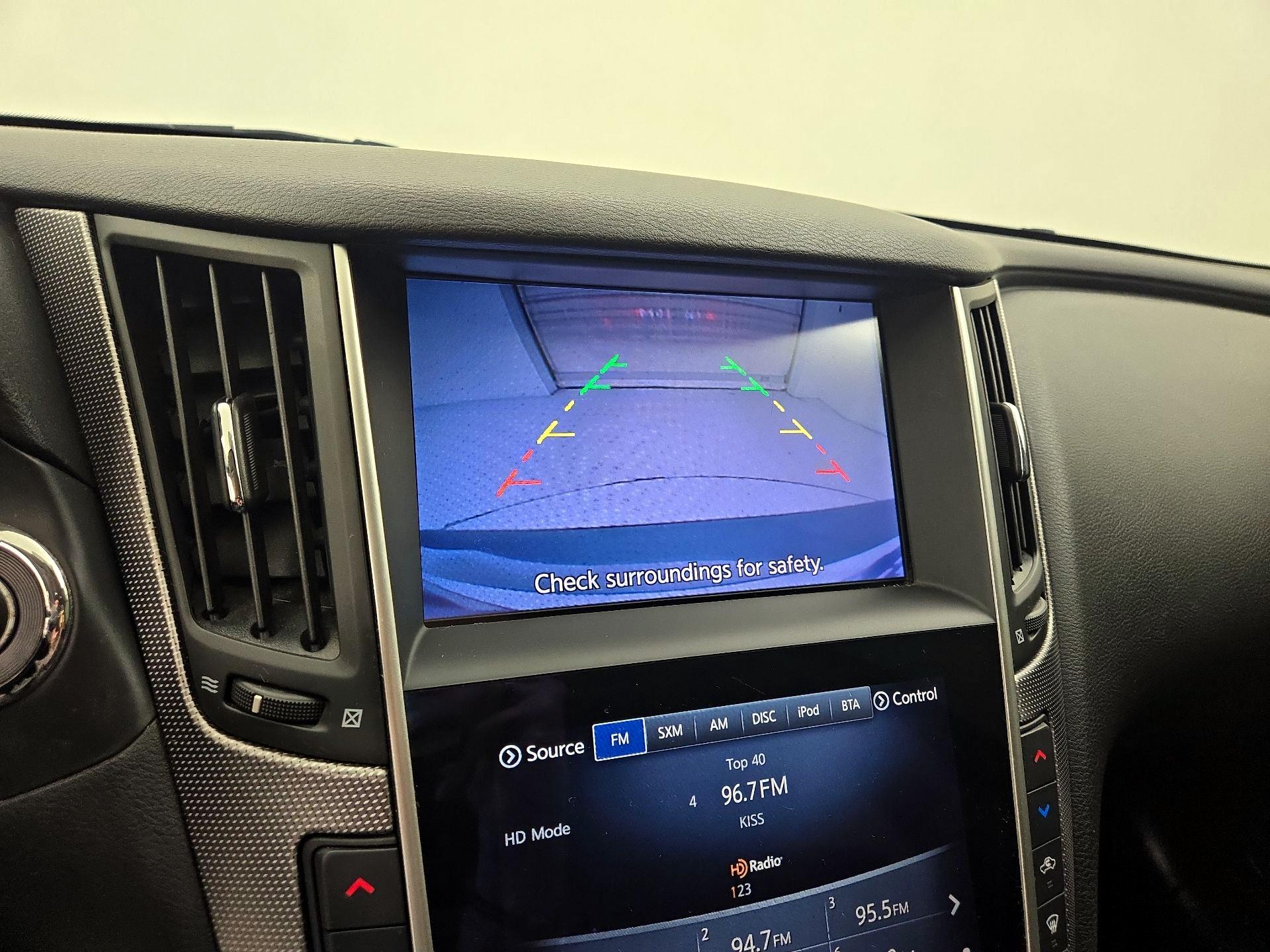 Thumbnail: 2016 INFINITI Q50 - 14