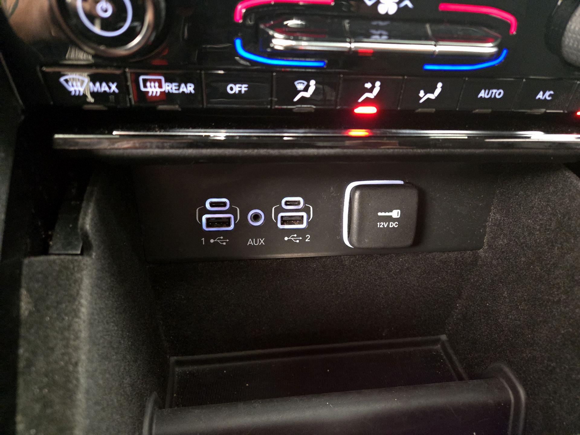 Thumbnail: 2022 Jeep Grand Cherokee L - 18