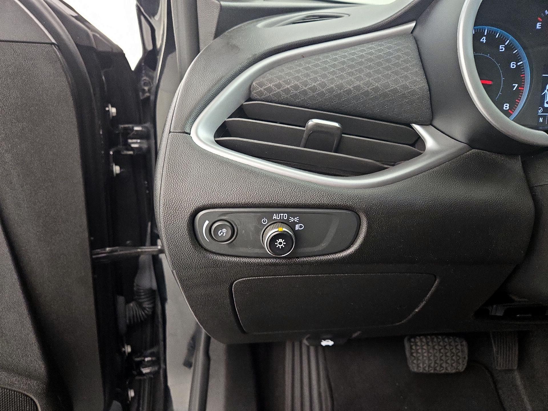 Thumbnail: 2023 Chevrolet Malibu - 13