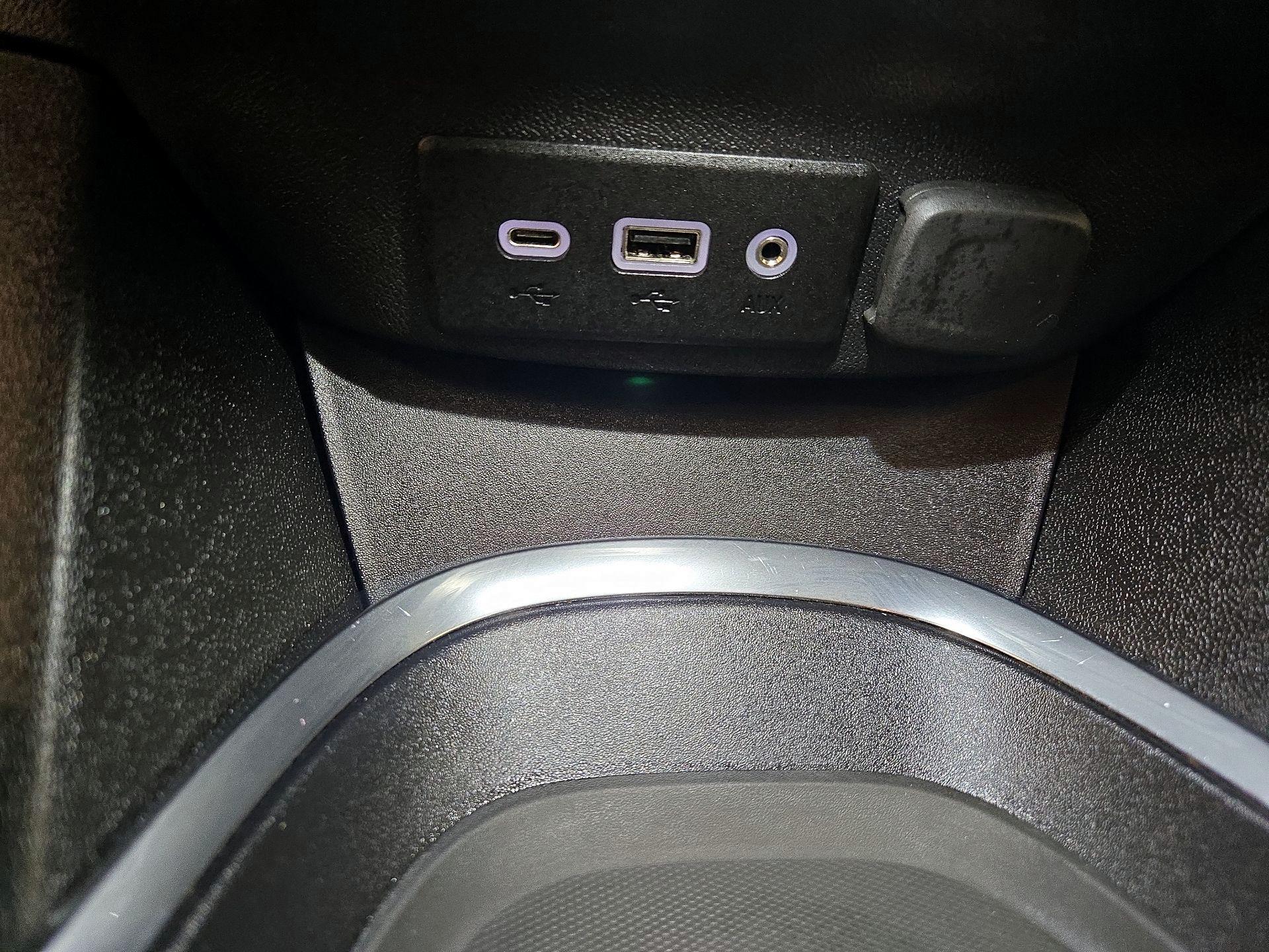 Thumbnail: 2023 Chevrolet Malibu - 18