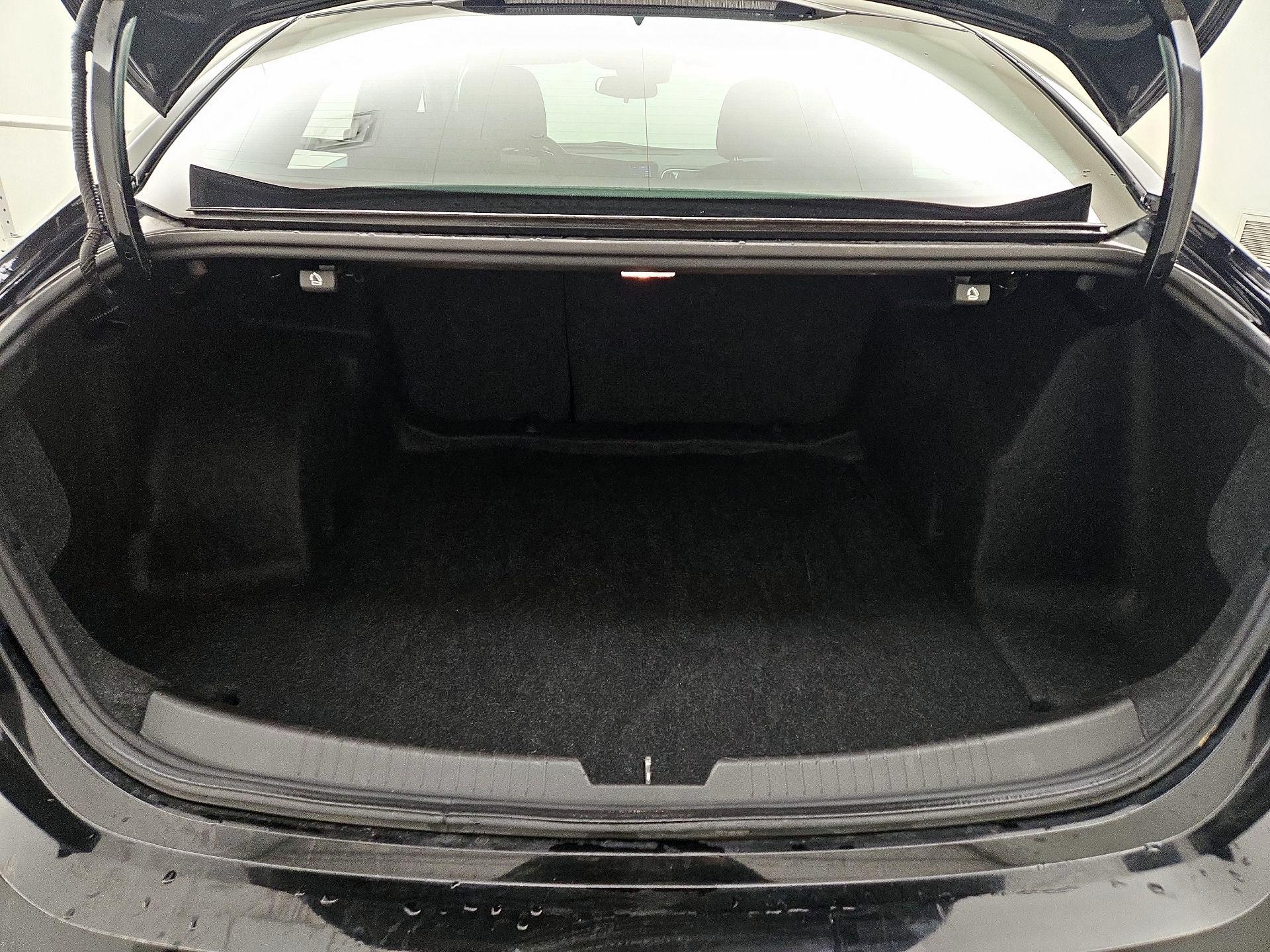 Thumbnail: 2023 Chevrolet Malibu - 20