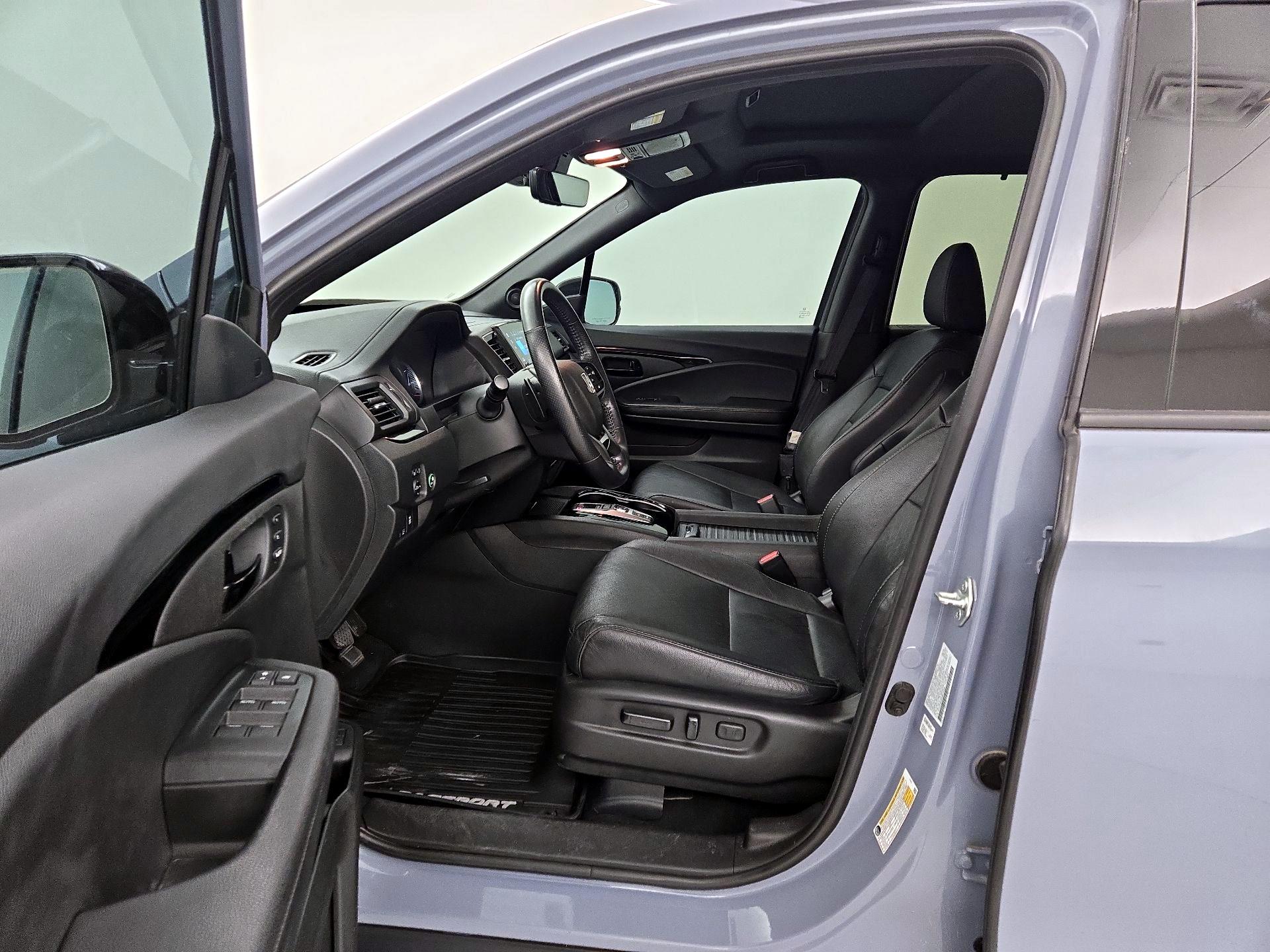 Thumbnail: 2022 Honda Passport - 11