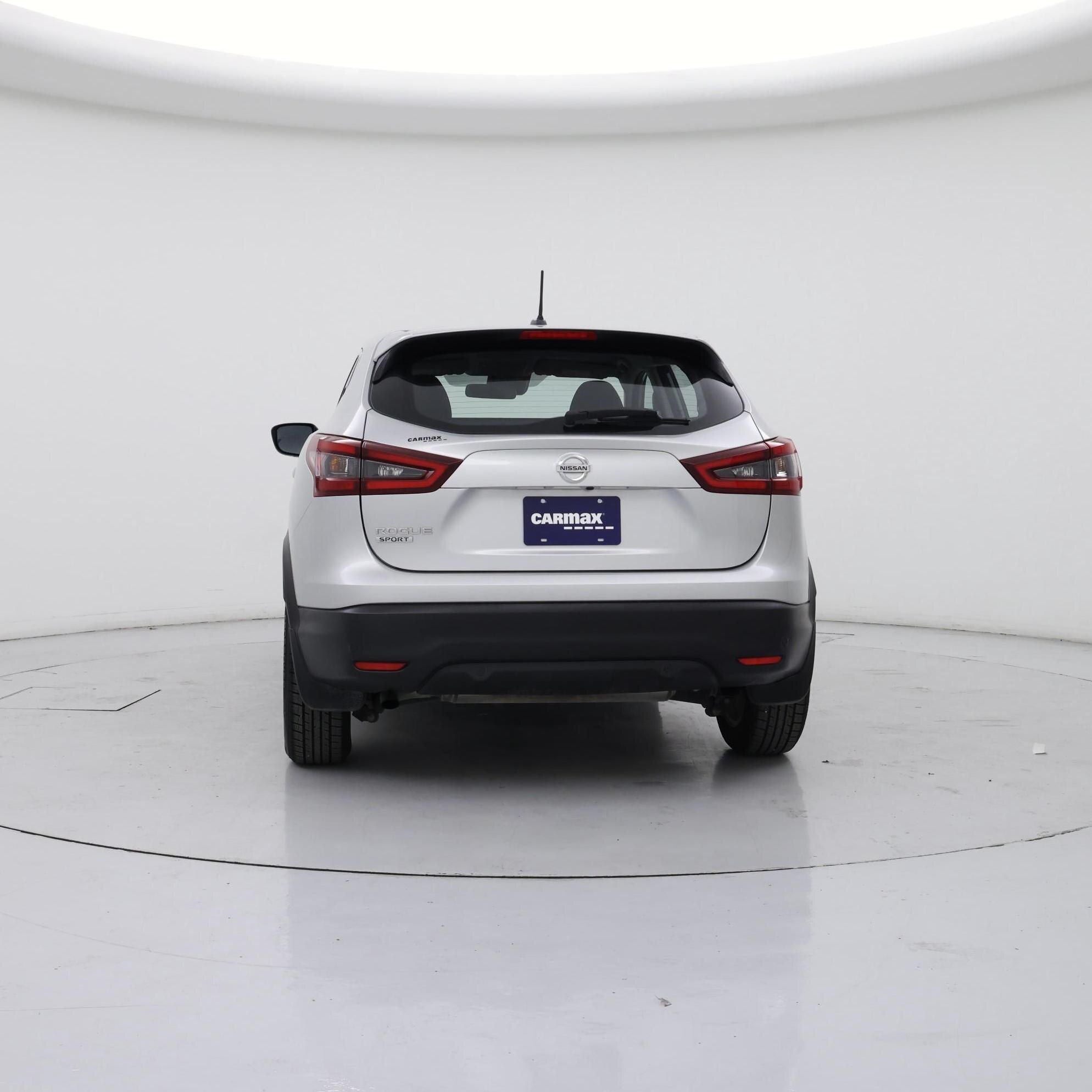 Thumbnail: 2020 Nissan Rogue Sport - 6