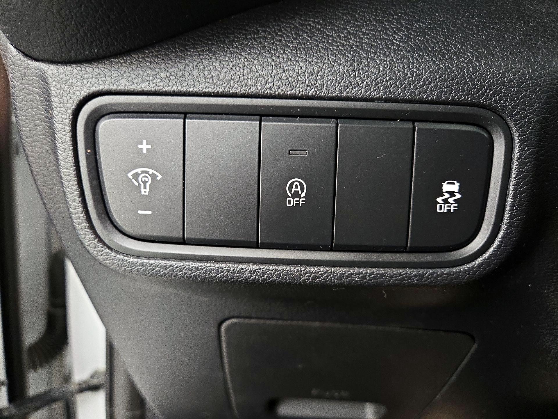 Thumbnail: 2020 Kia Soul - 13