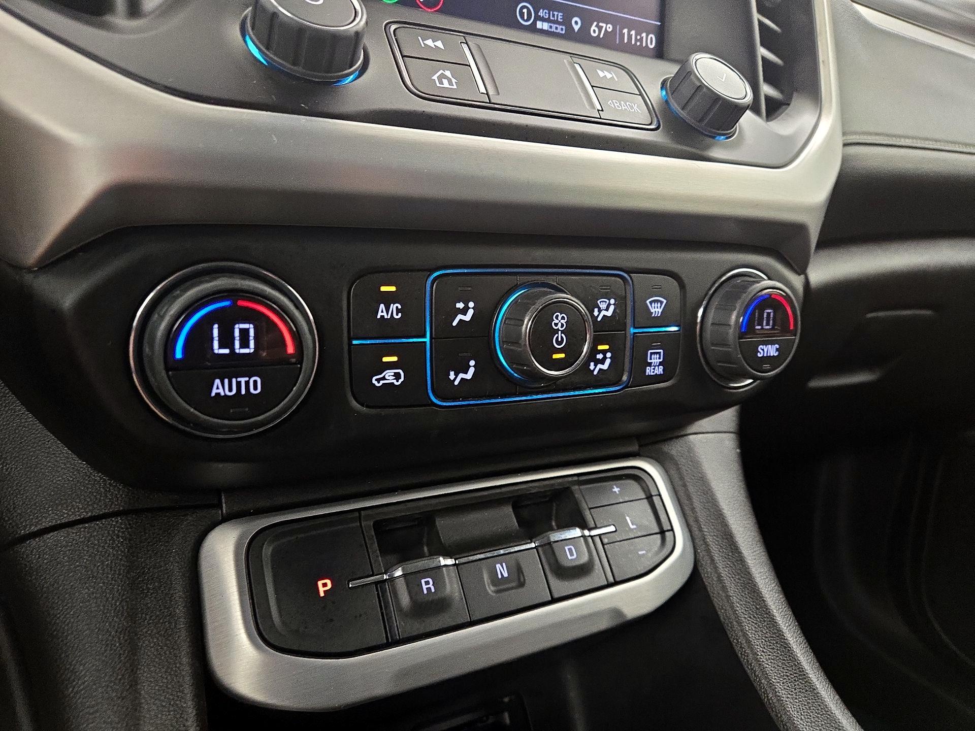 Thumbnail: 2023 GMC Acadia - 16