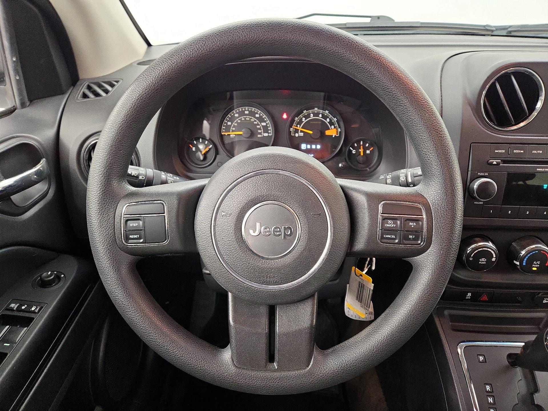 Thumbnail: 2015 Jeep Compass - 10