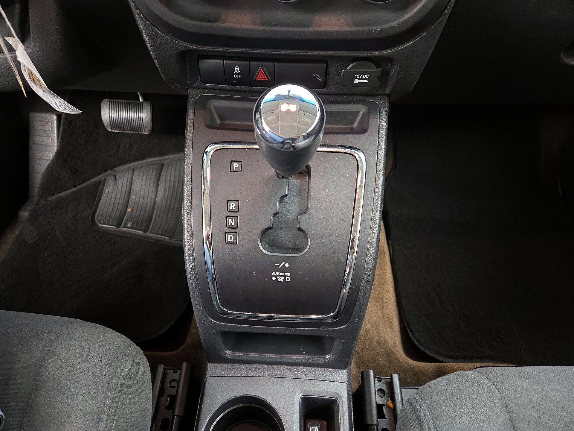 Thumbnail: 2015 Jeep Compass - 15