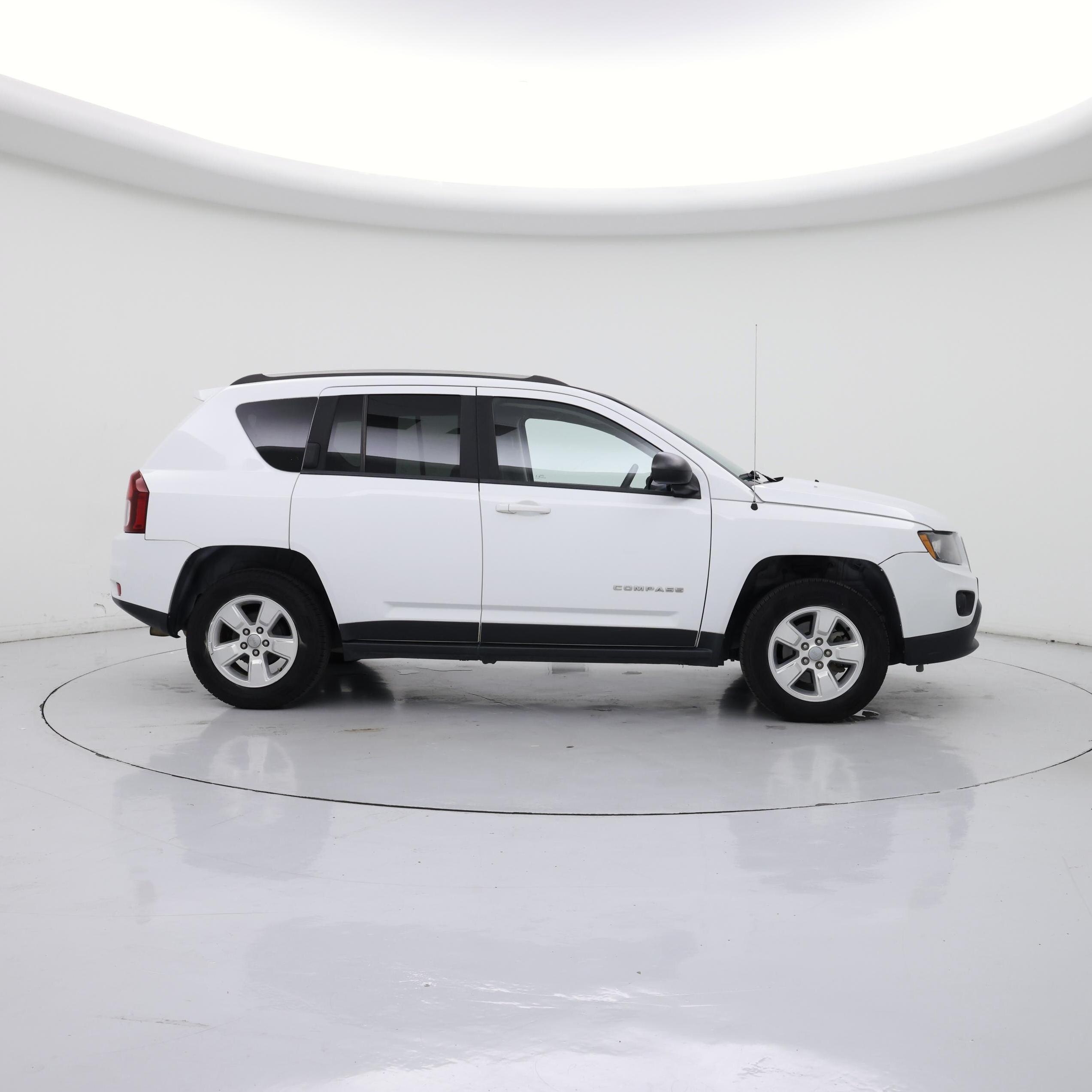 Thumbnail: 2015 Jeep Compass - 7