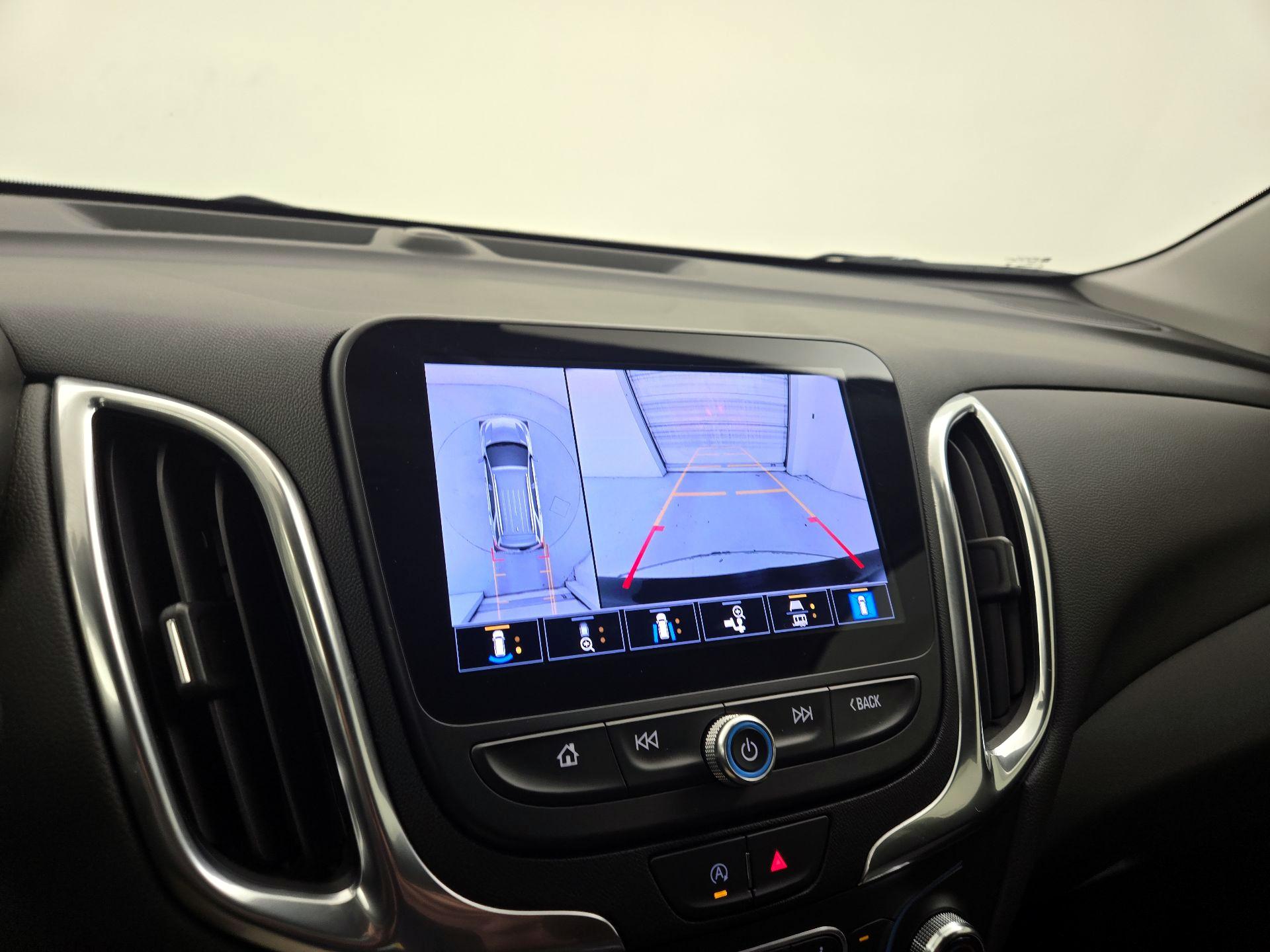 Thumbnail: 2022 Chevrolet Equinox - 15