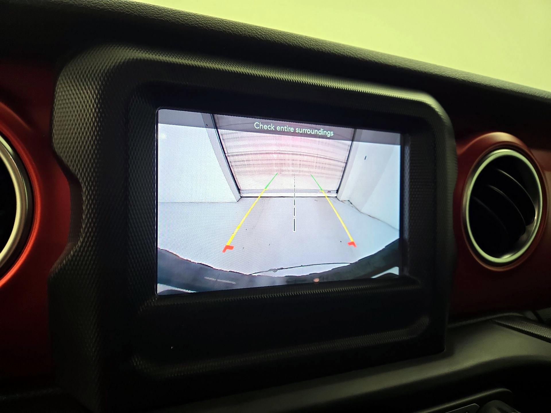 Thumbnail: 2021 Jeep Wrangler - 14