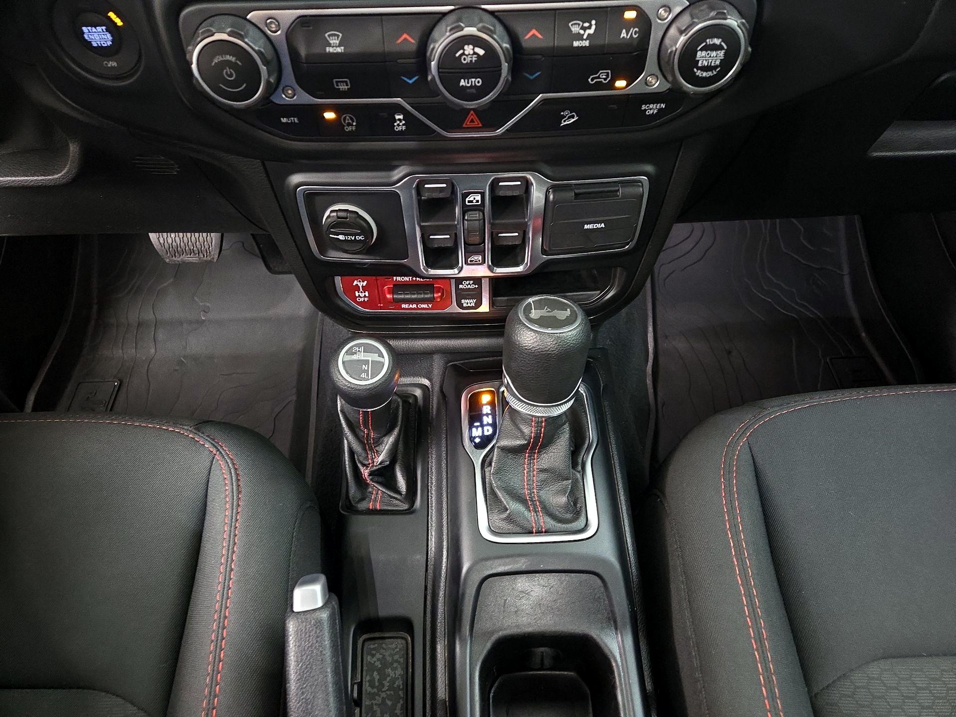 Thumbnail: 2021 Jeep Wrangler - 17