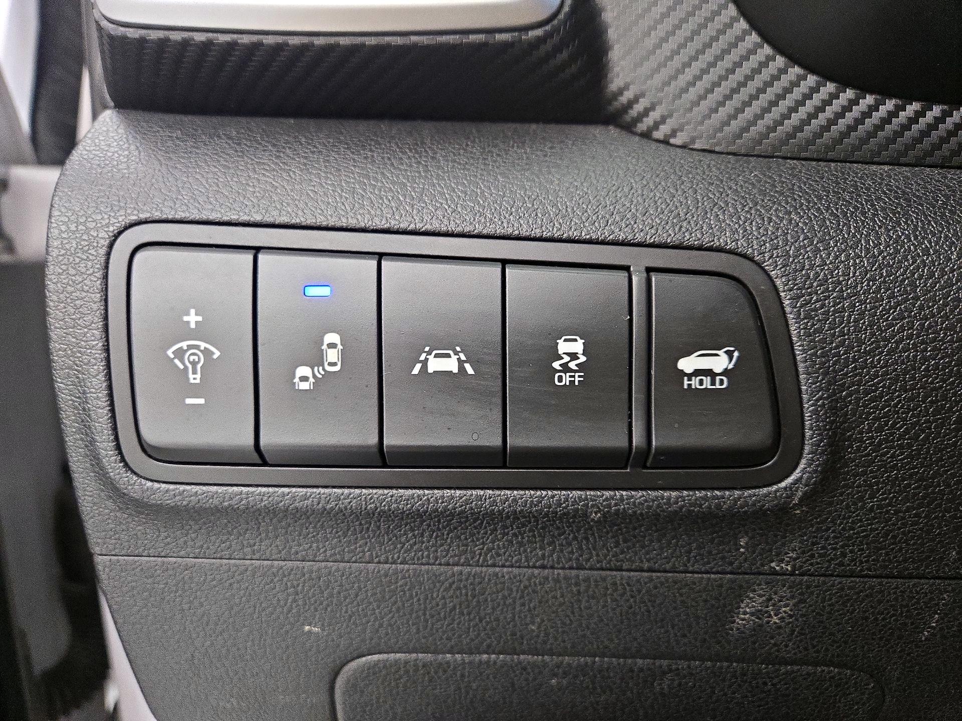 Thumbnail: 2019 Hyundai Tucson - 13