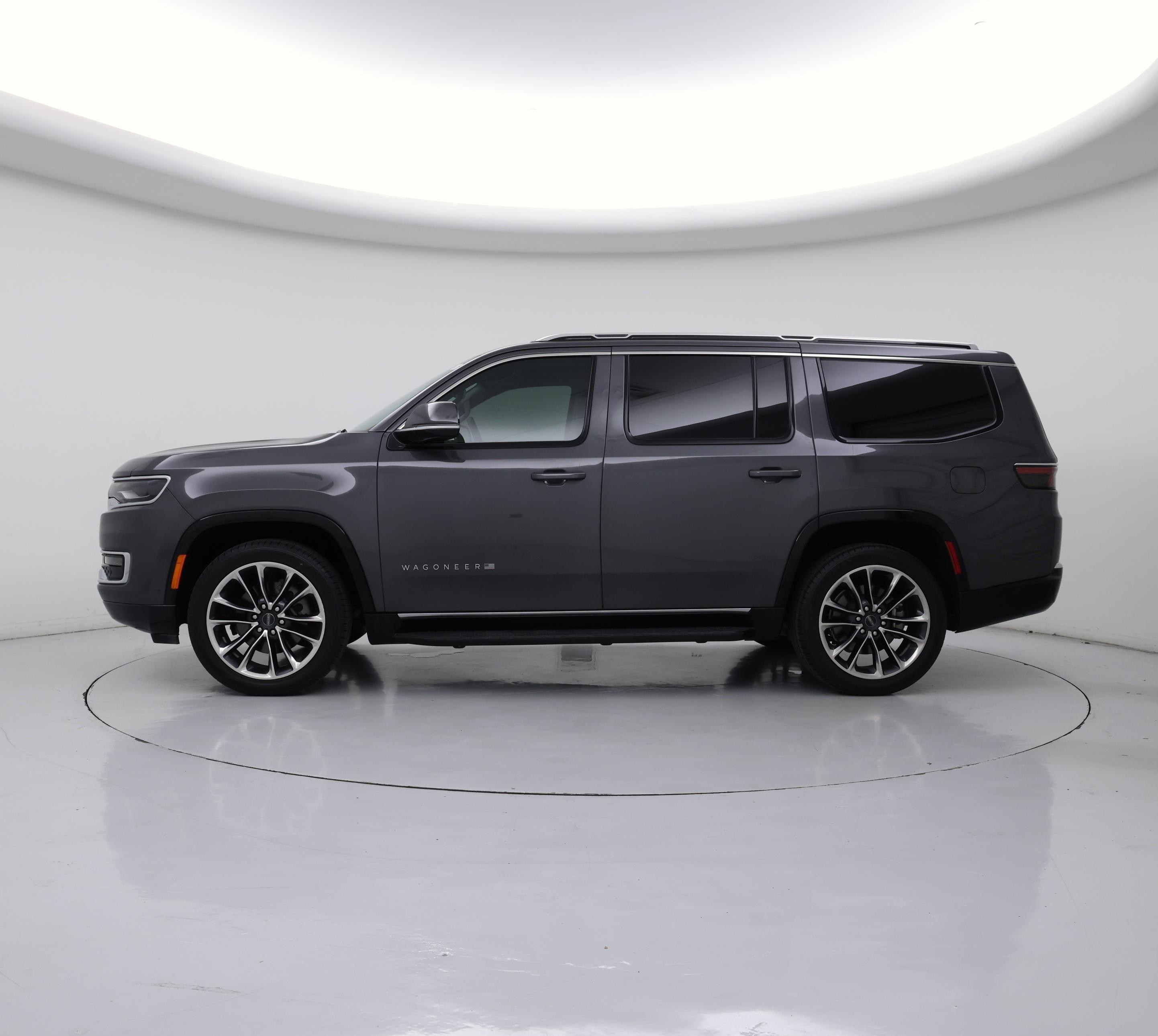 Thumbnail: 2022 Jeep Wagoneer - 3