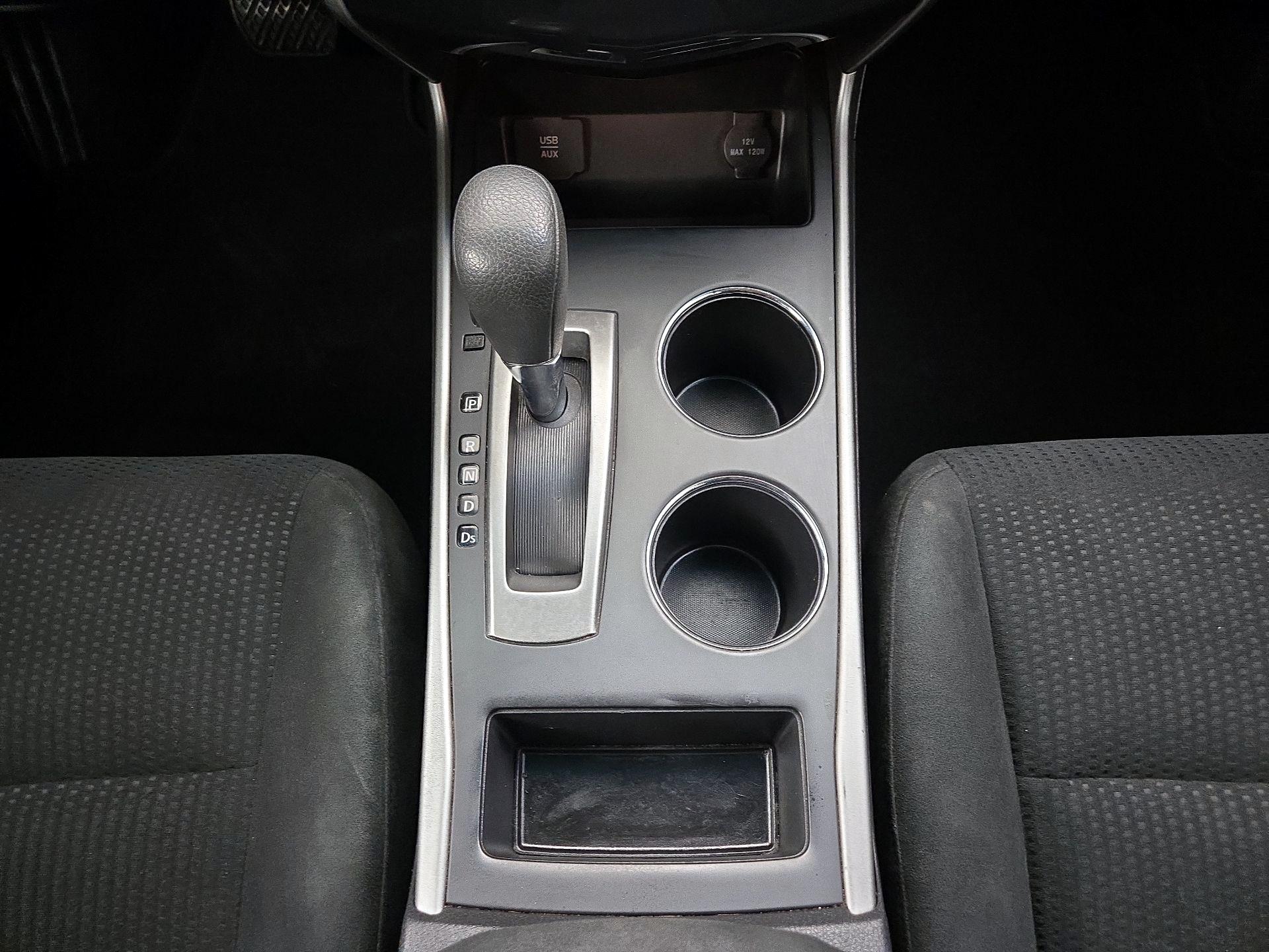 Thumbnail: 2015 Nissan Altima - 17