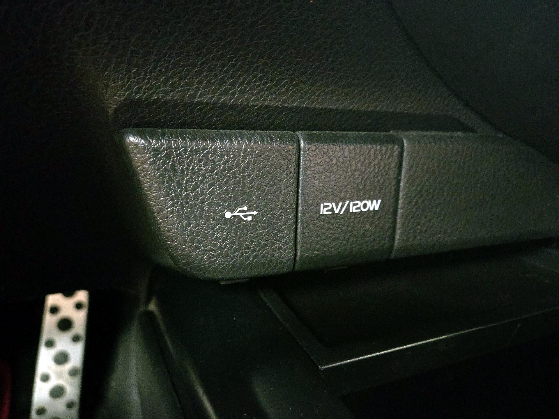 Thumbnail: 2020 Toyota Camry - 18