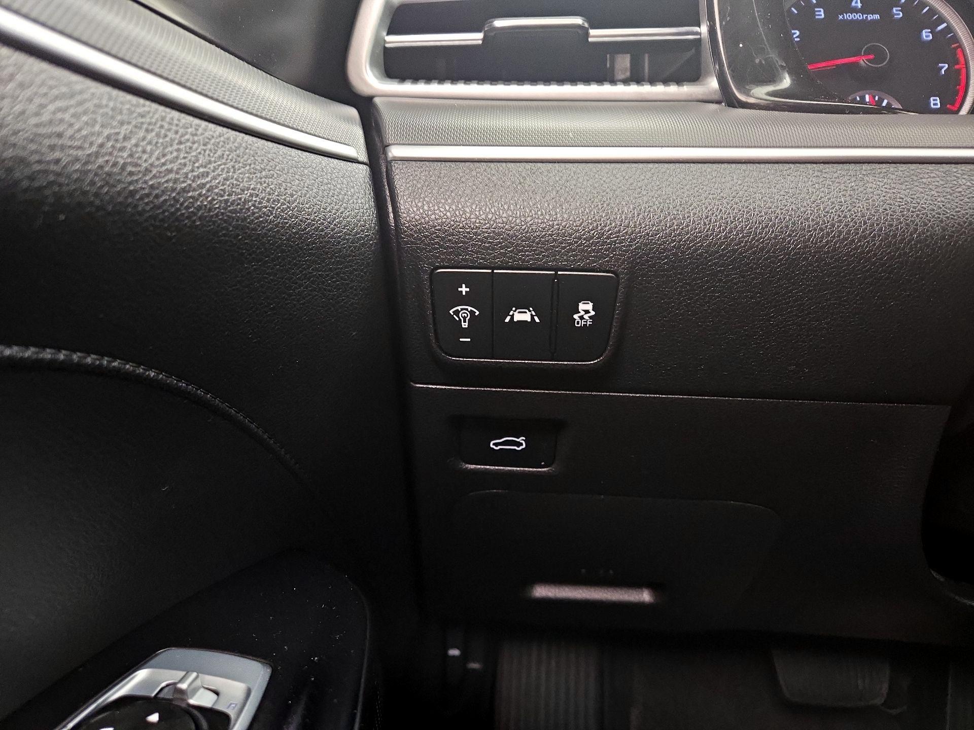 Thumbnail: 2023 Kia K5 - 13