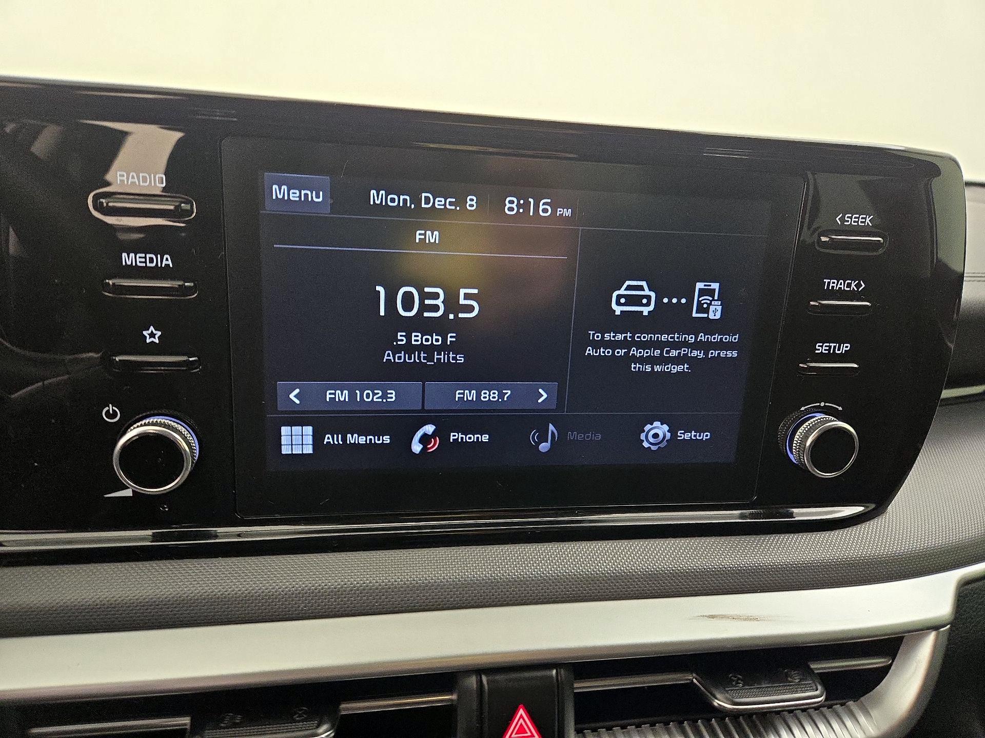 Thumbnail: 2023 Kia K5 - 15