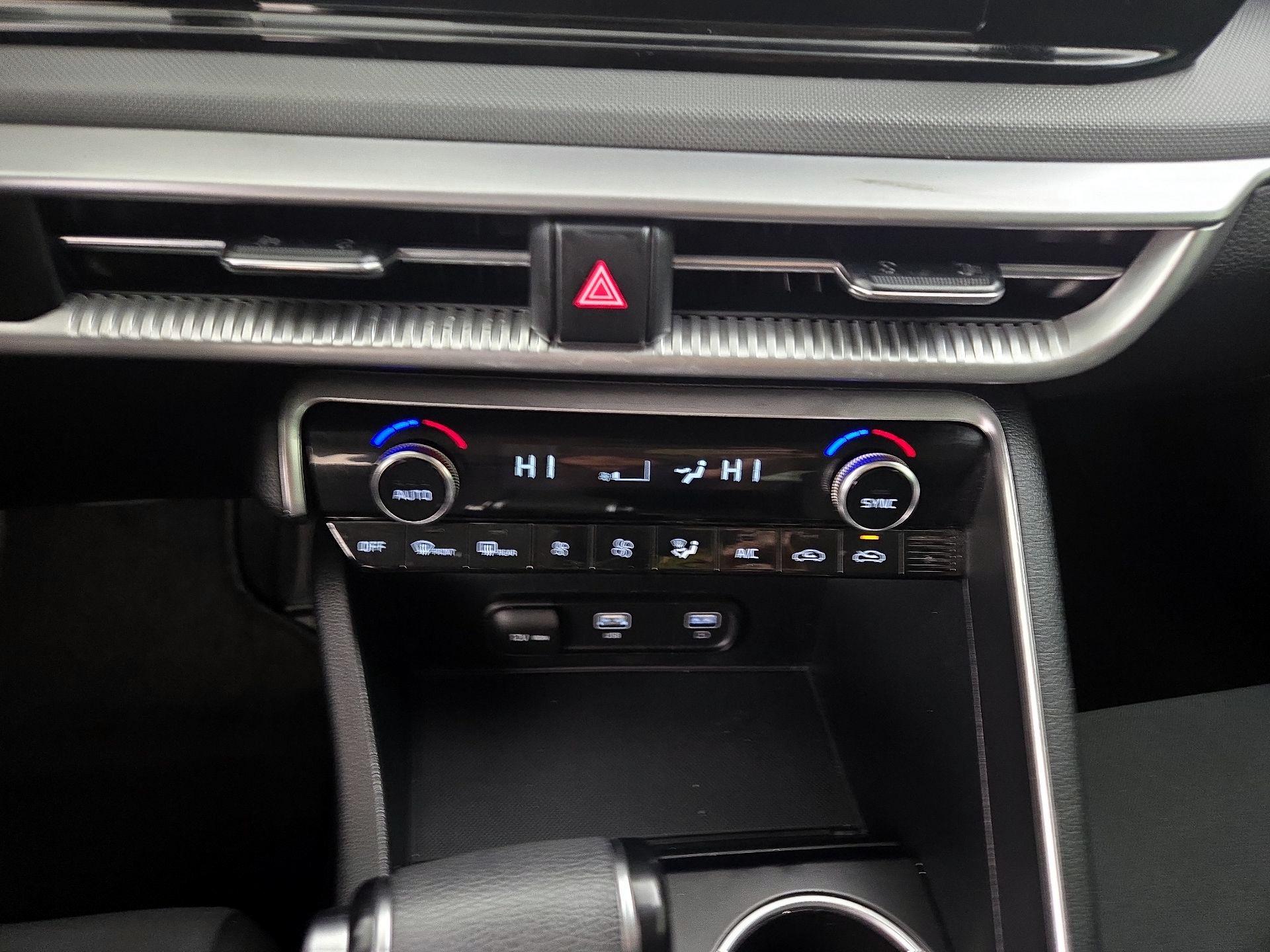 Thumbnail: 2023 Kia K5 - 16